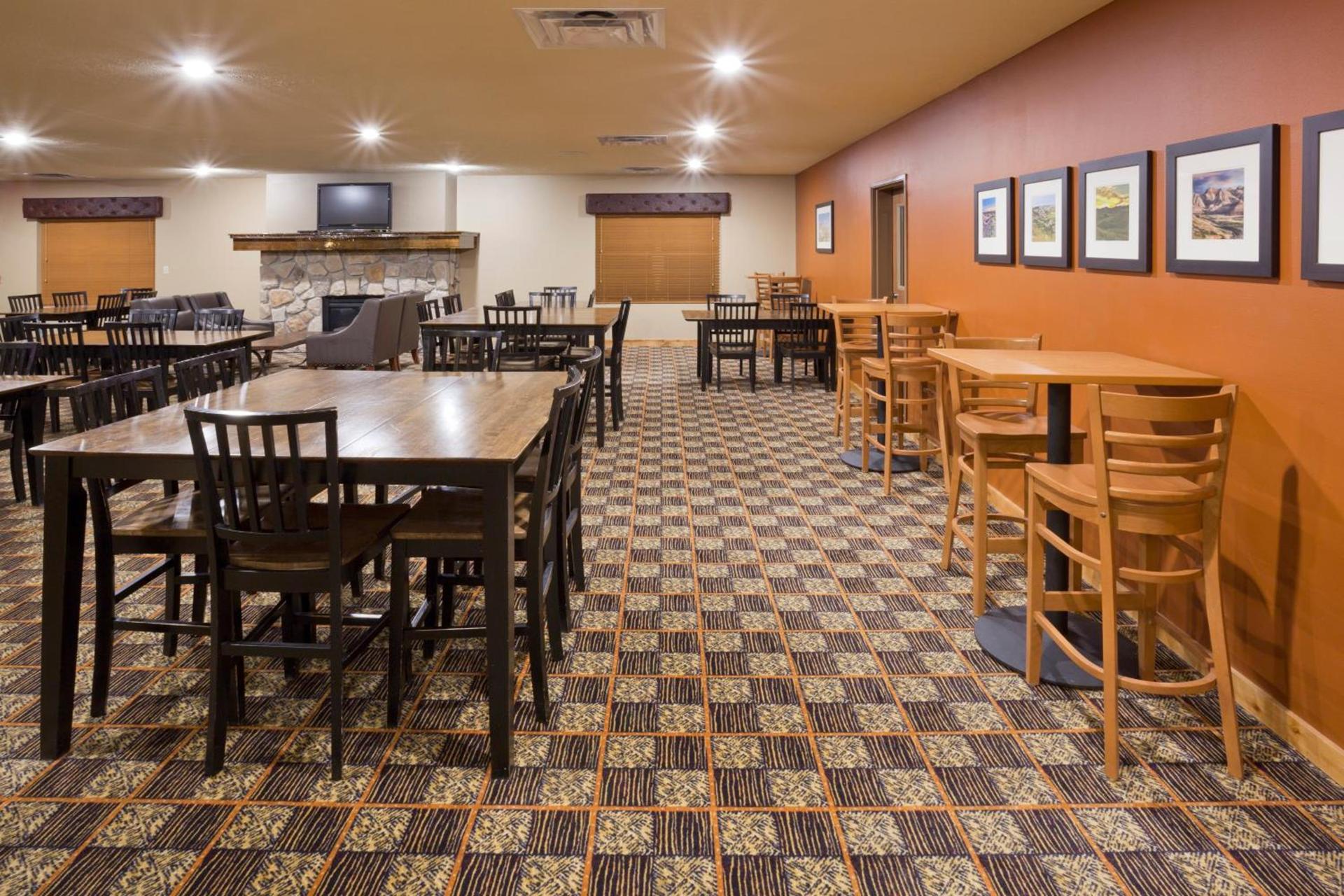 AmericInn by Wyndham Fargo Medical Center photo 60