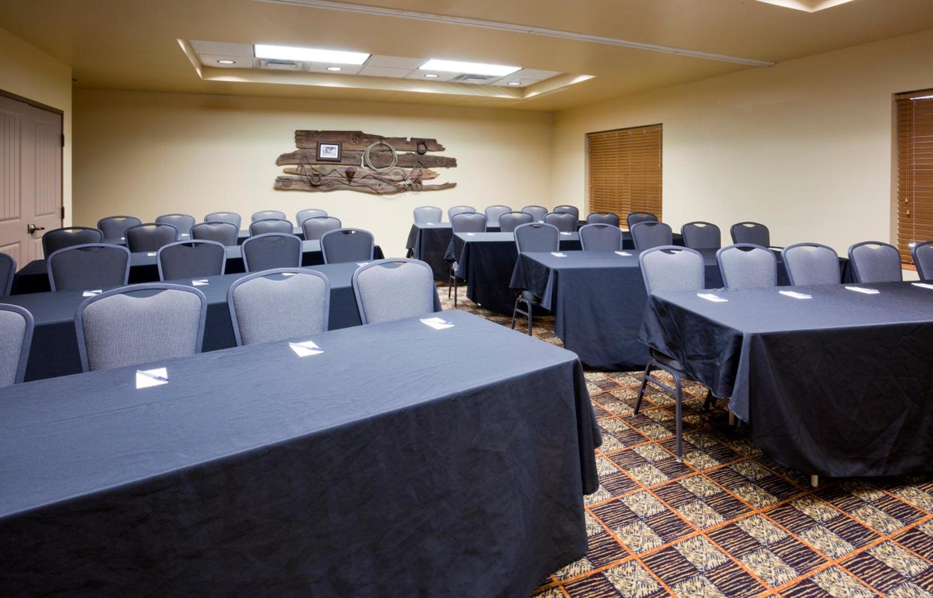 AmericInn by Wyndham Fargo Medical Center photo 63