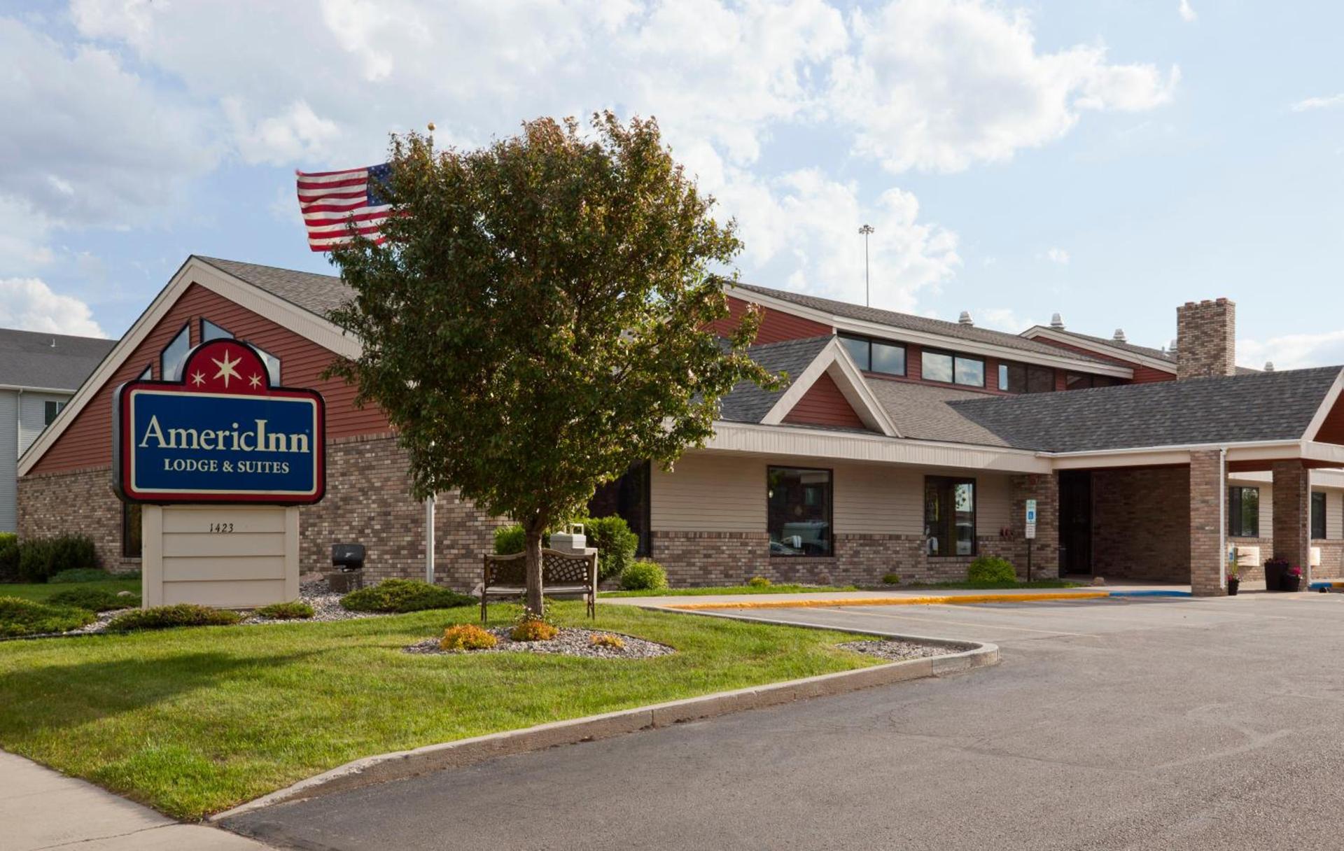 AmericInn by Wyndham Fargo West Acres photo 55