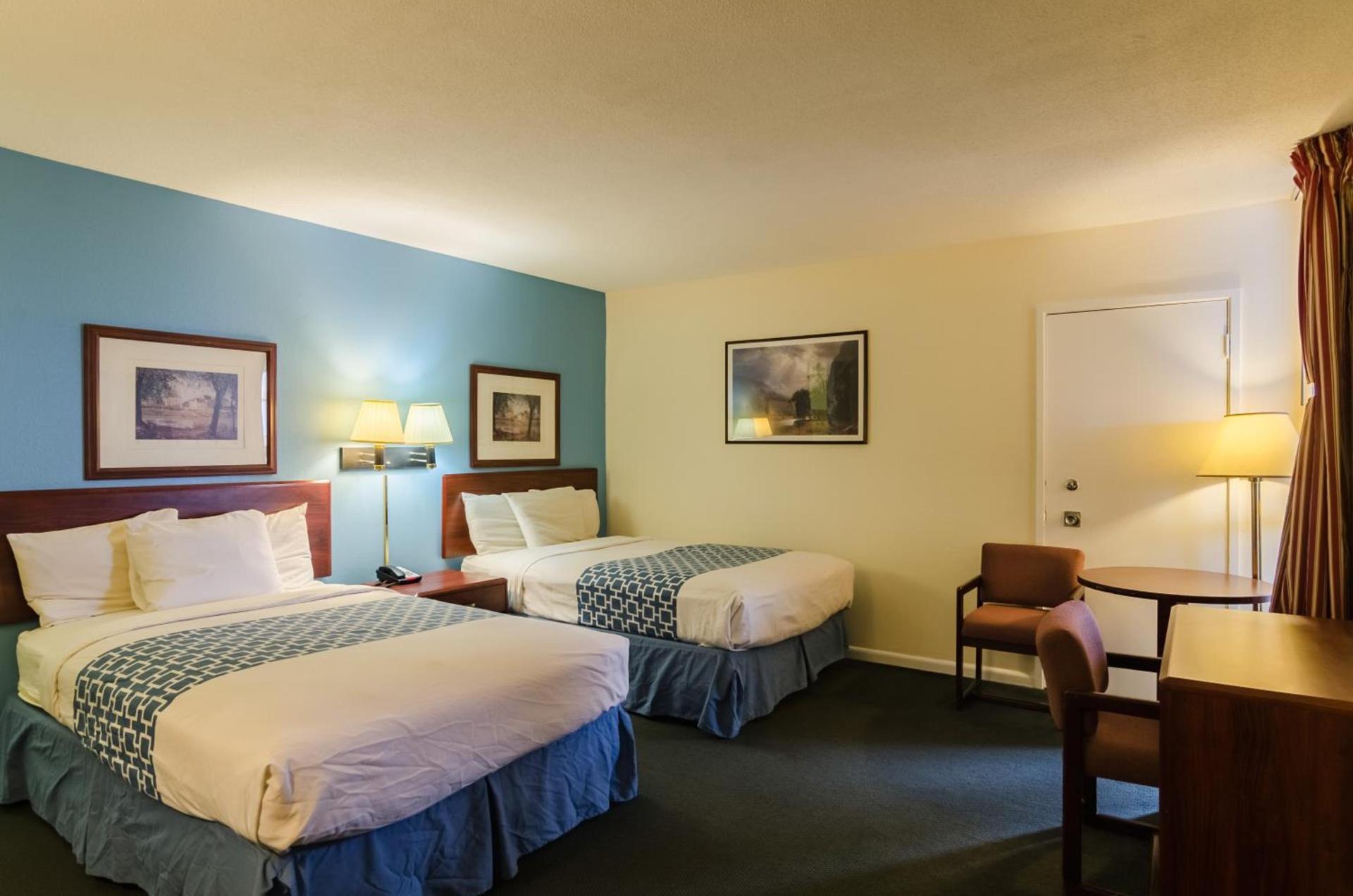 Alamo Inn & Suites photo 37