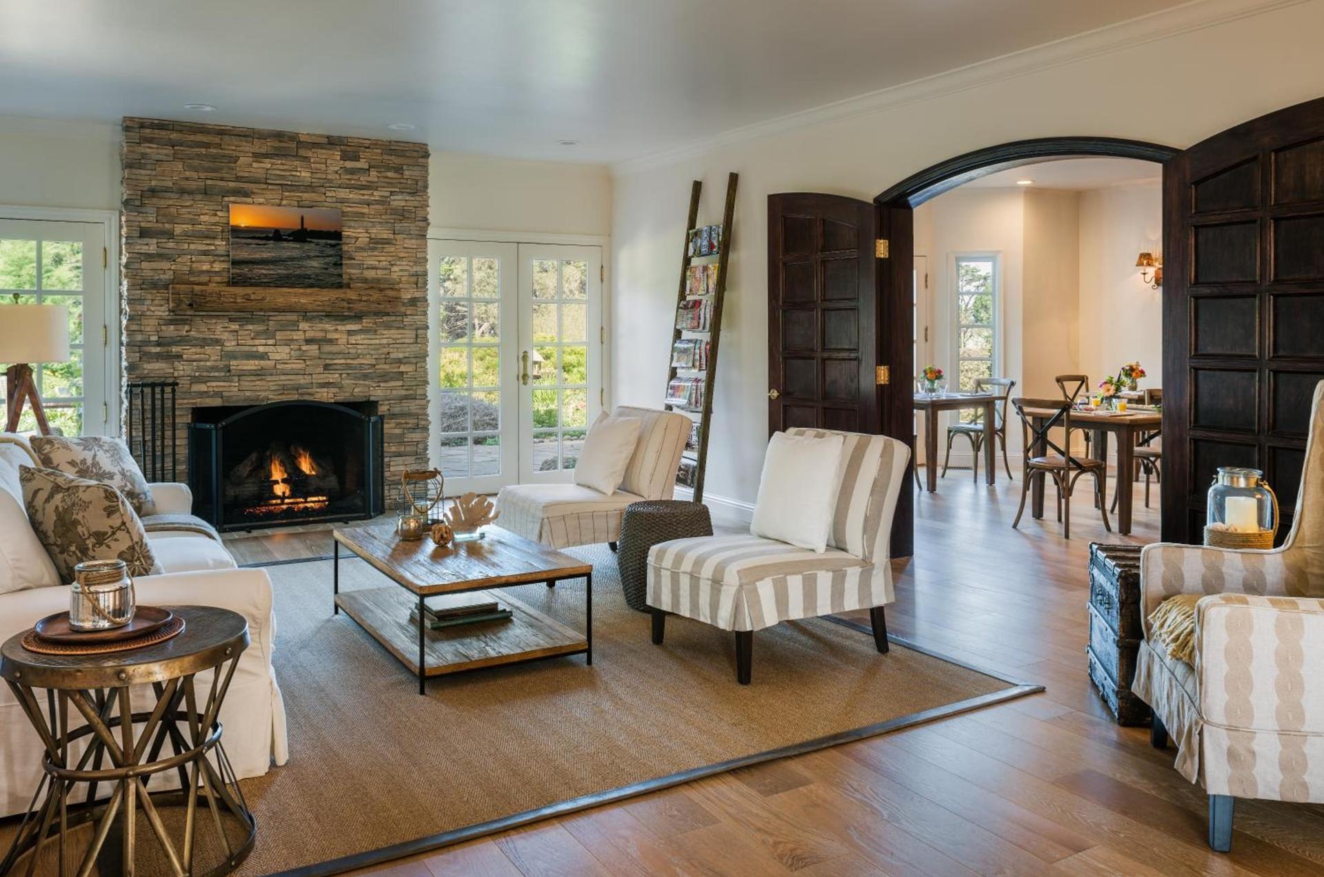 Seal Cove Inn photo 9