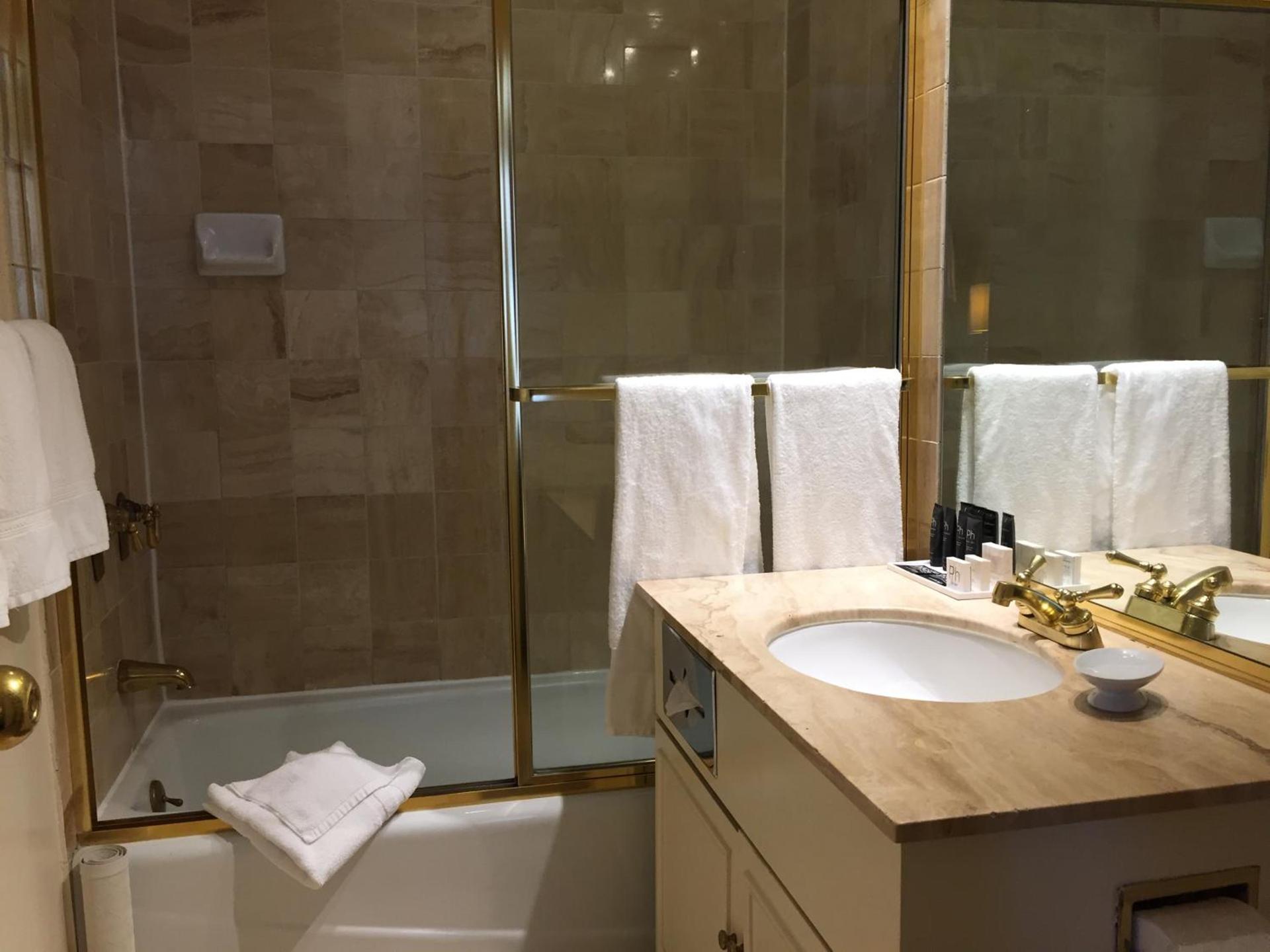 Kensington Park Hotel photo 21