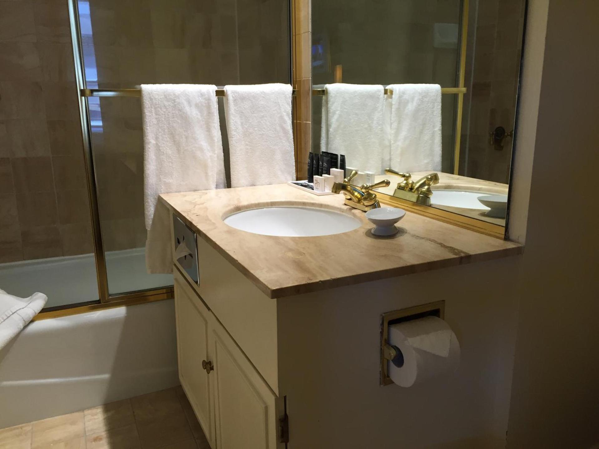 Kensington Park Hotel photo 20