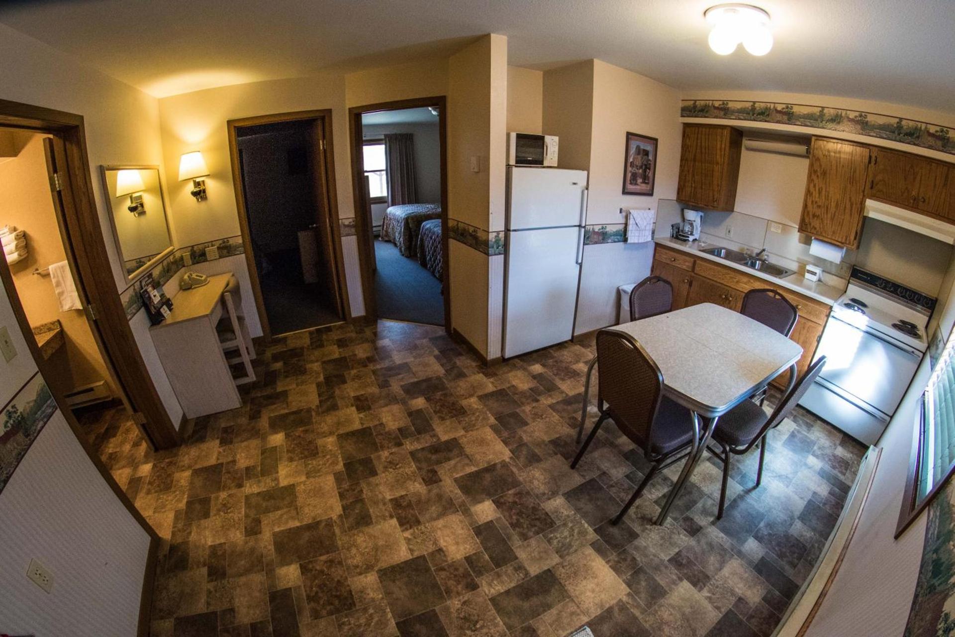 Stagecoach Inn & Suites photo 86