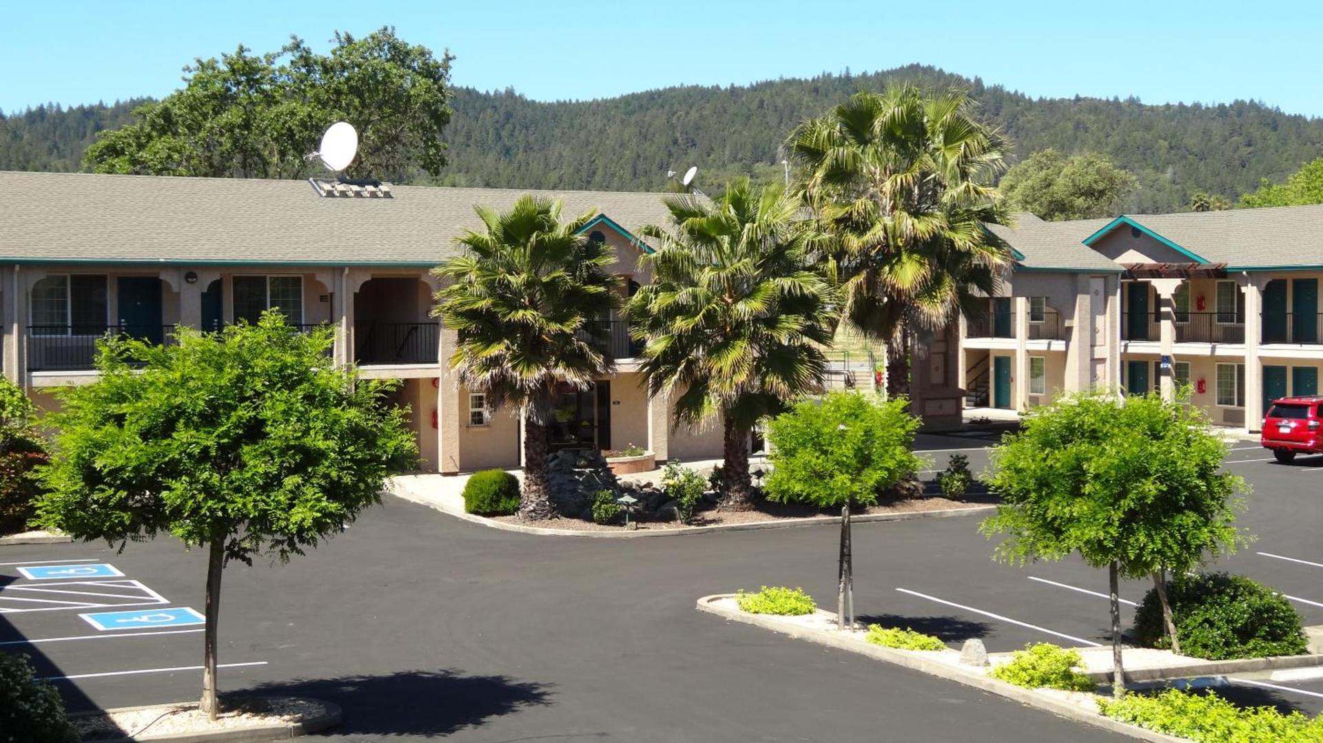 Cloverdale Wine Country Inn & Suites — hotel in Cloverdale