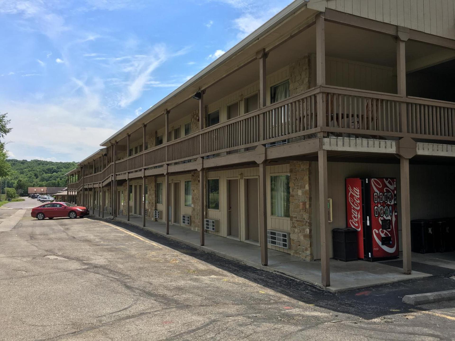 Salt Creek Inn photo 34