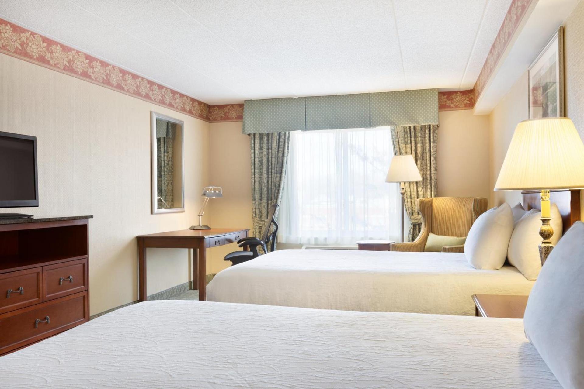 Hilton Garden Inn Fairfax photo 2