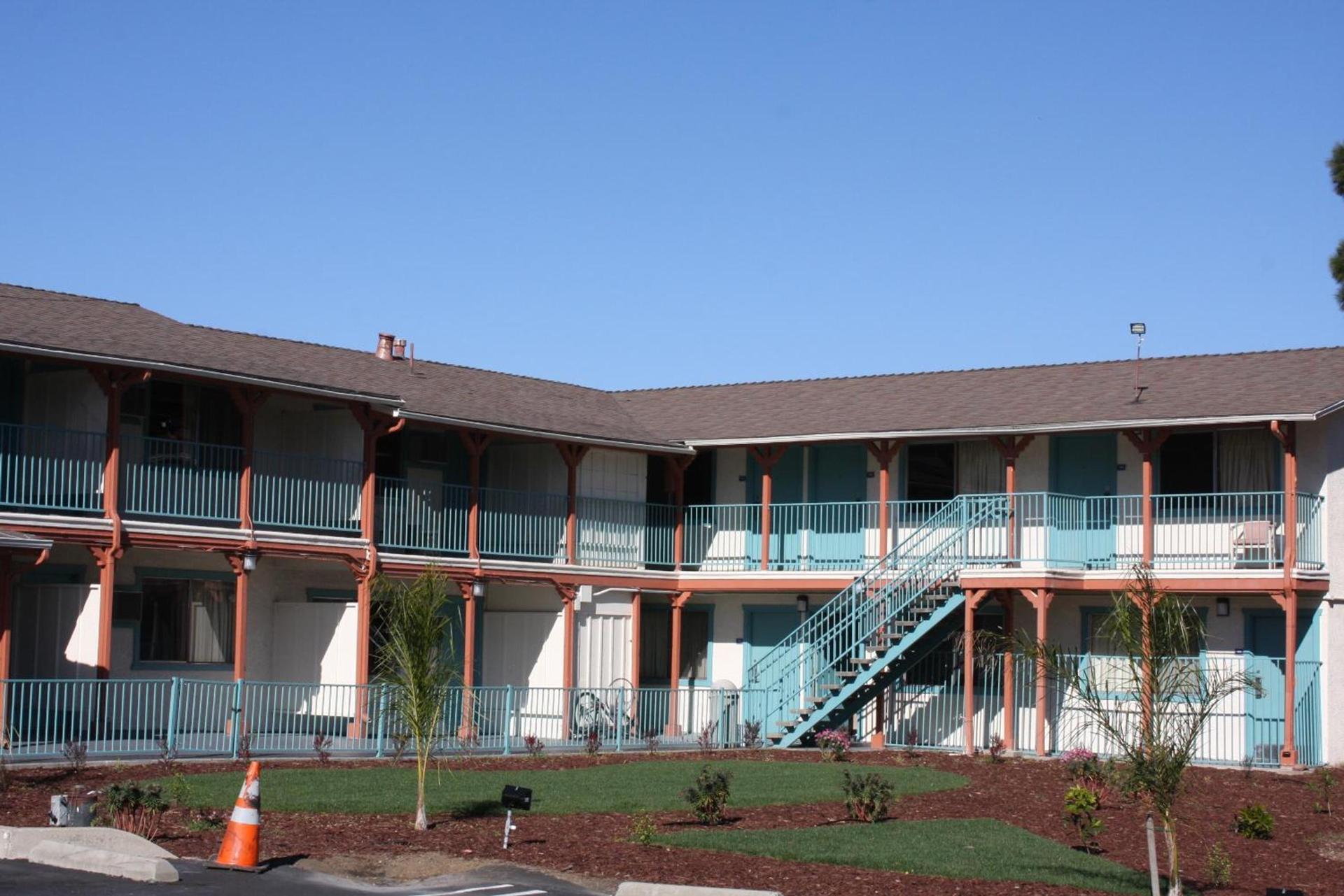 Budget Inn photo 4