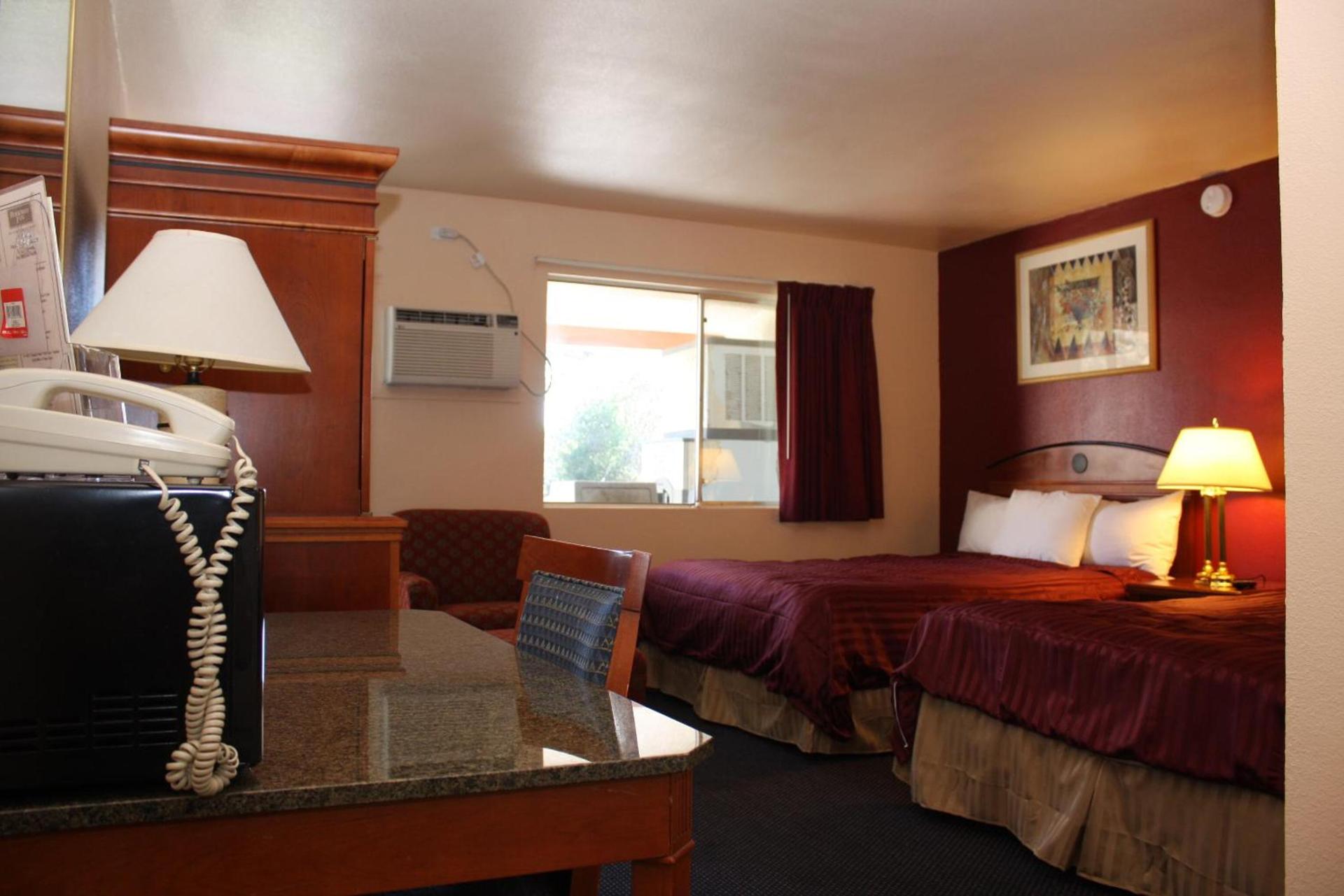 Budget Inn photo 15
