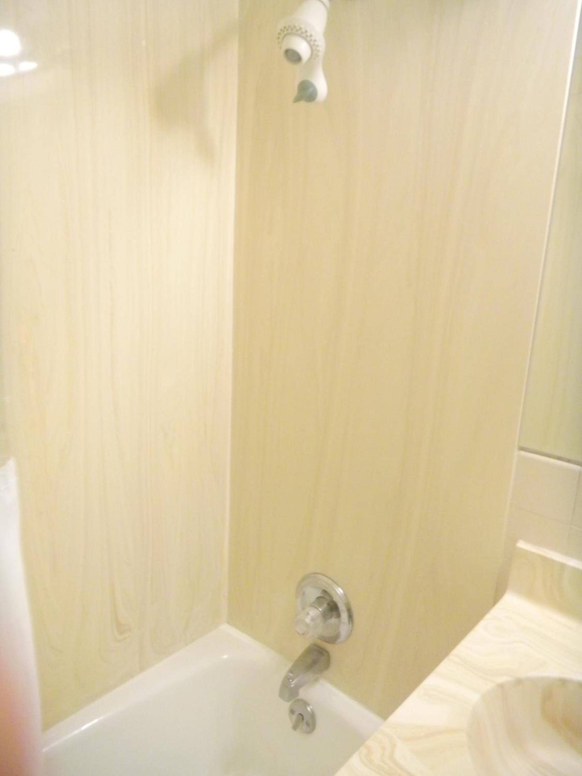 Howard Johnson by Wyndham Phoenix Airport/Downtown Area photo 23