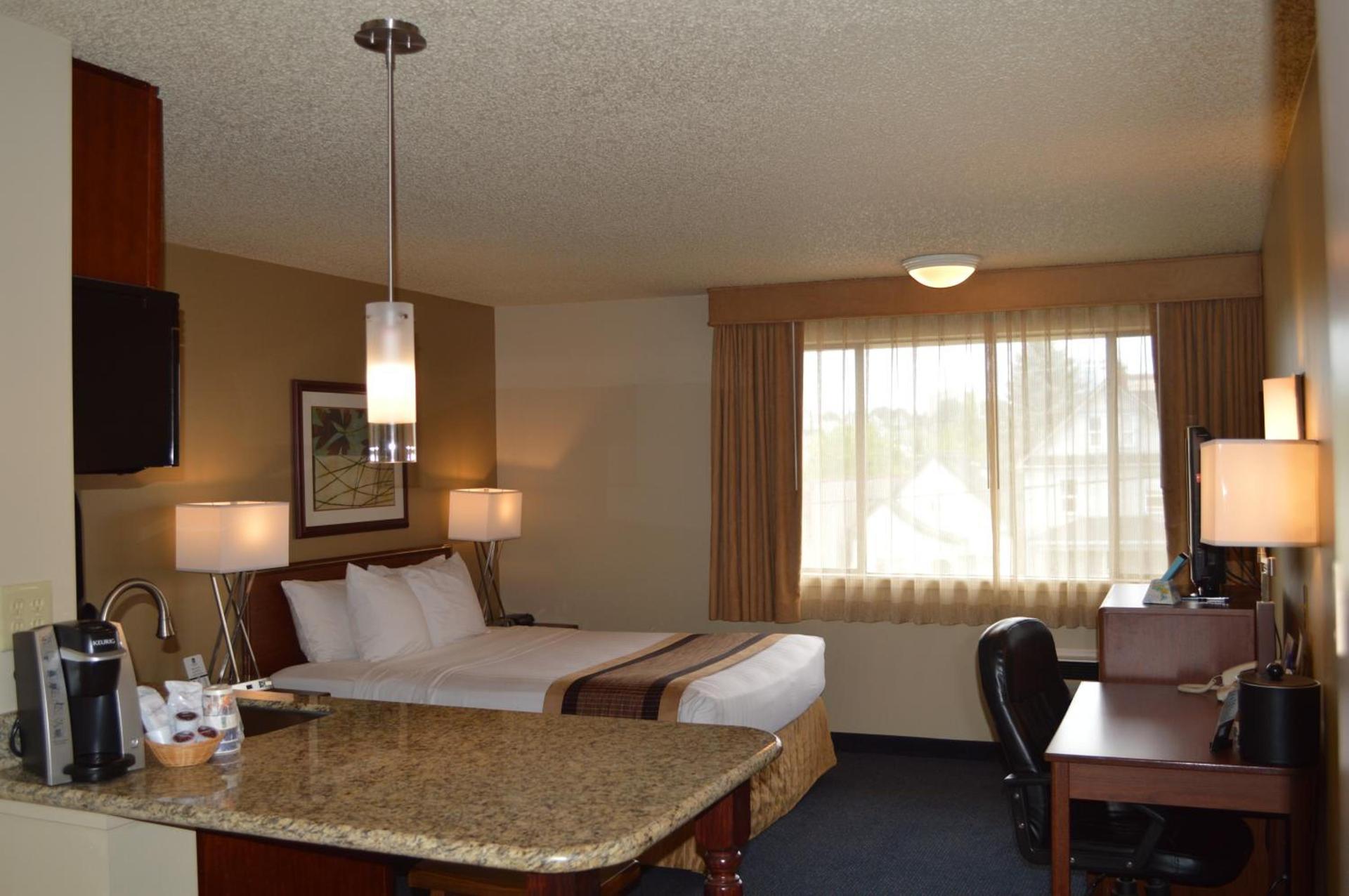 Best Western Cascadia Inn photo 43