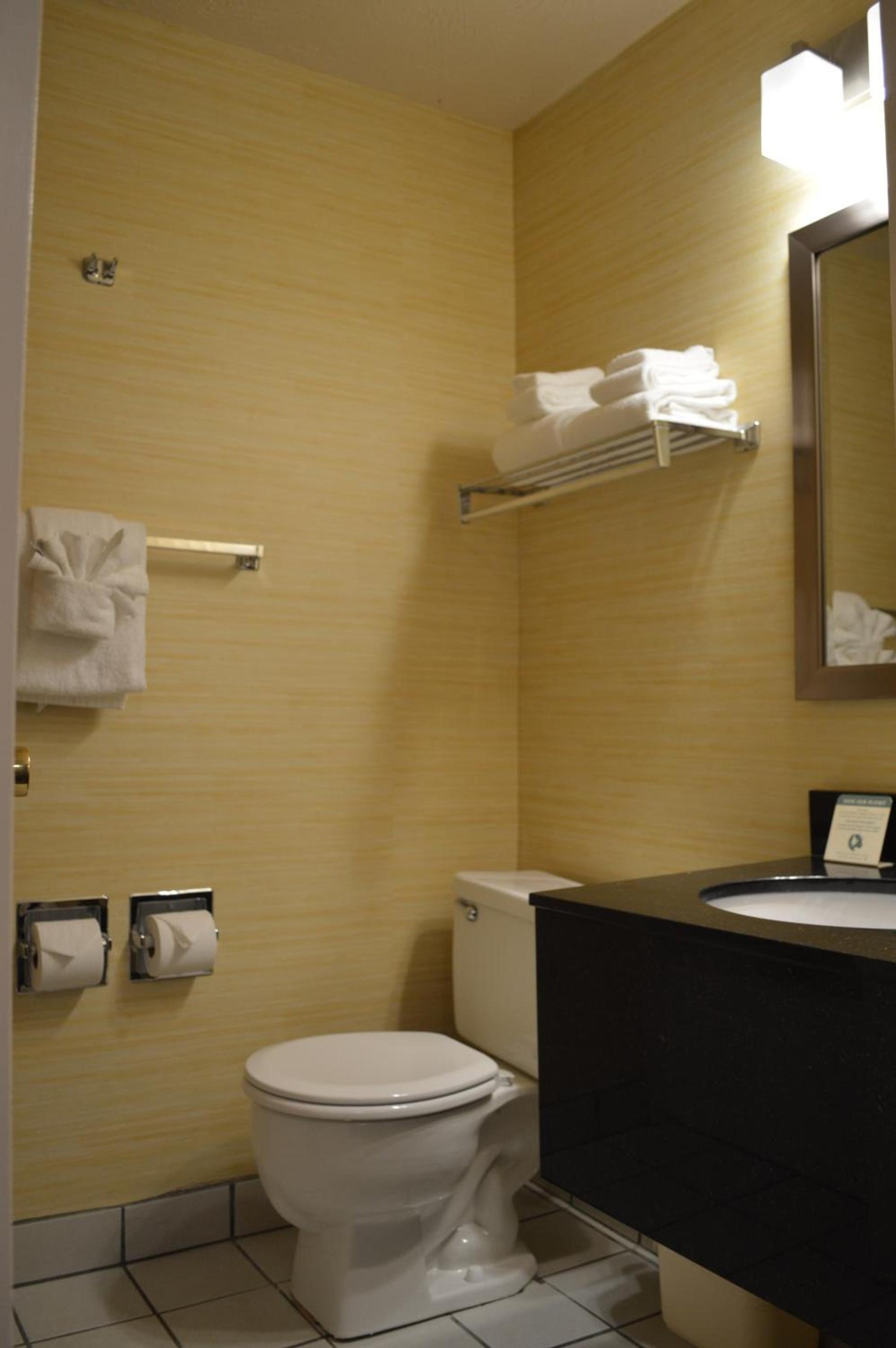 Best Western Cascadia Inn photo 46