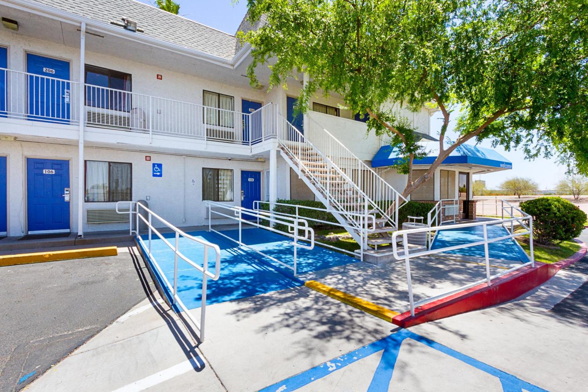 Motel 6-Mesa, AZ - South photo 7