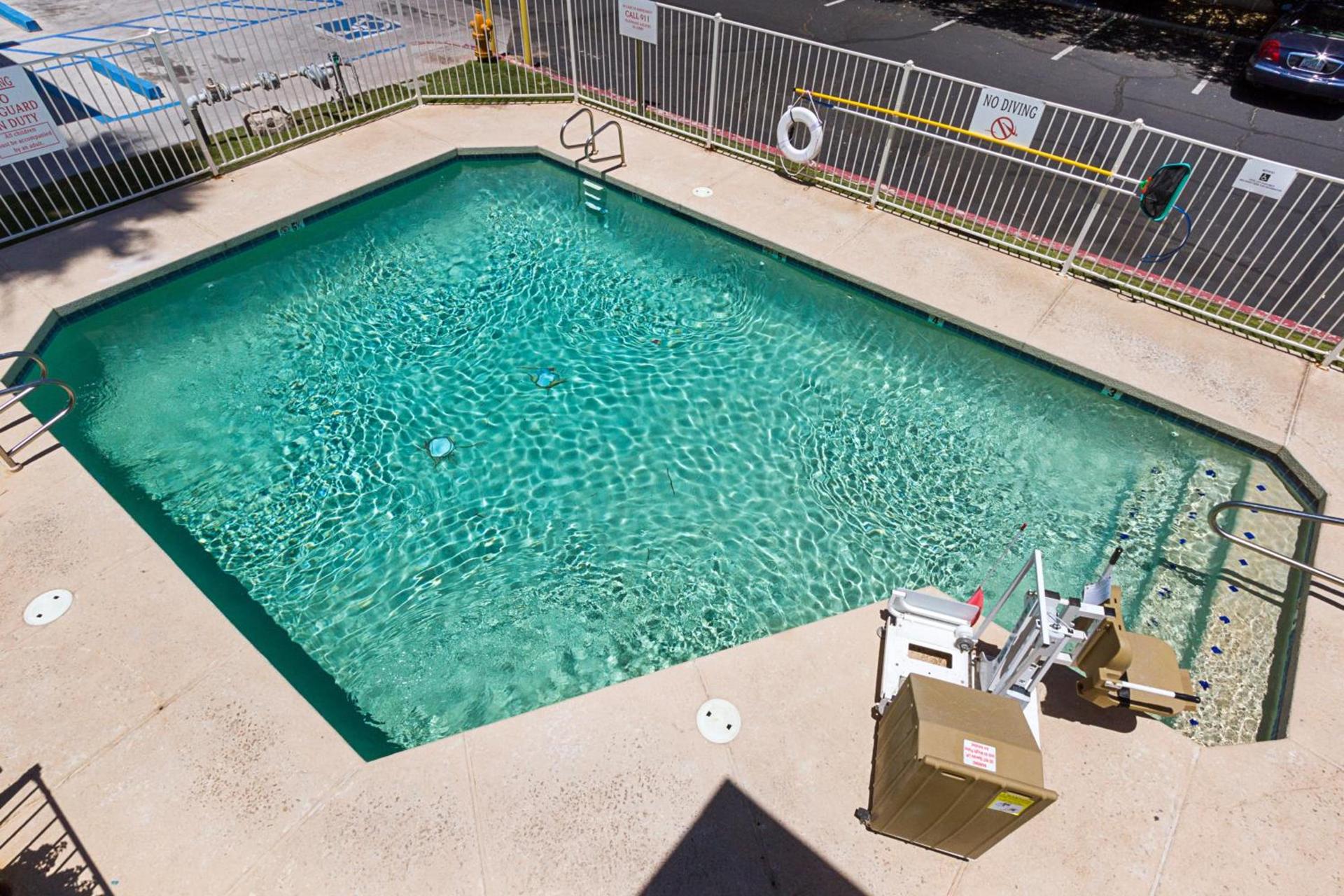 Motel 6-Mesa, AZ - South photo 16