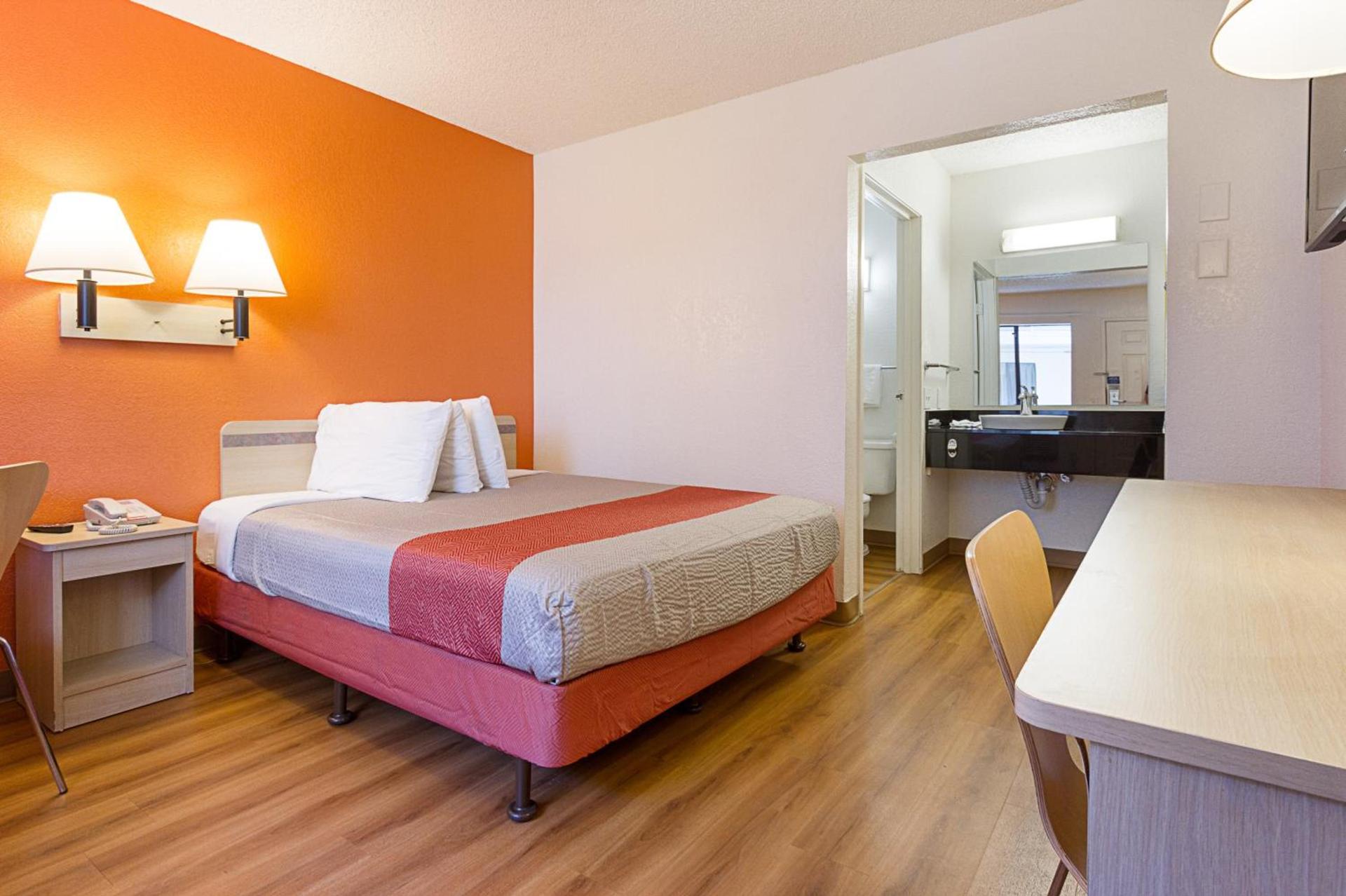 Motel 6-Mesa, AZ - South photo 23