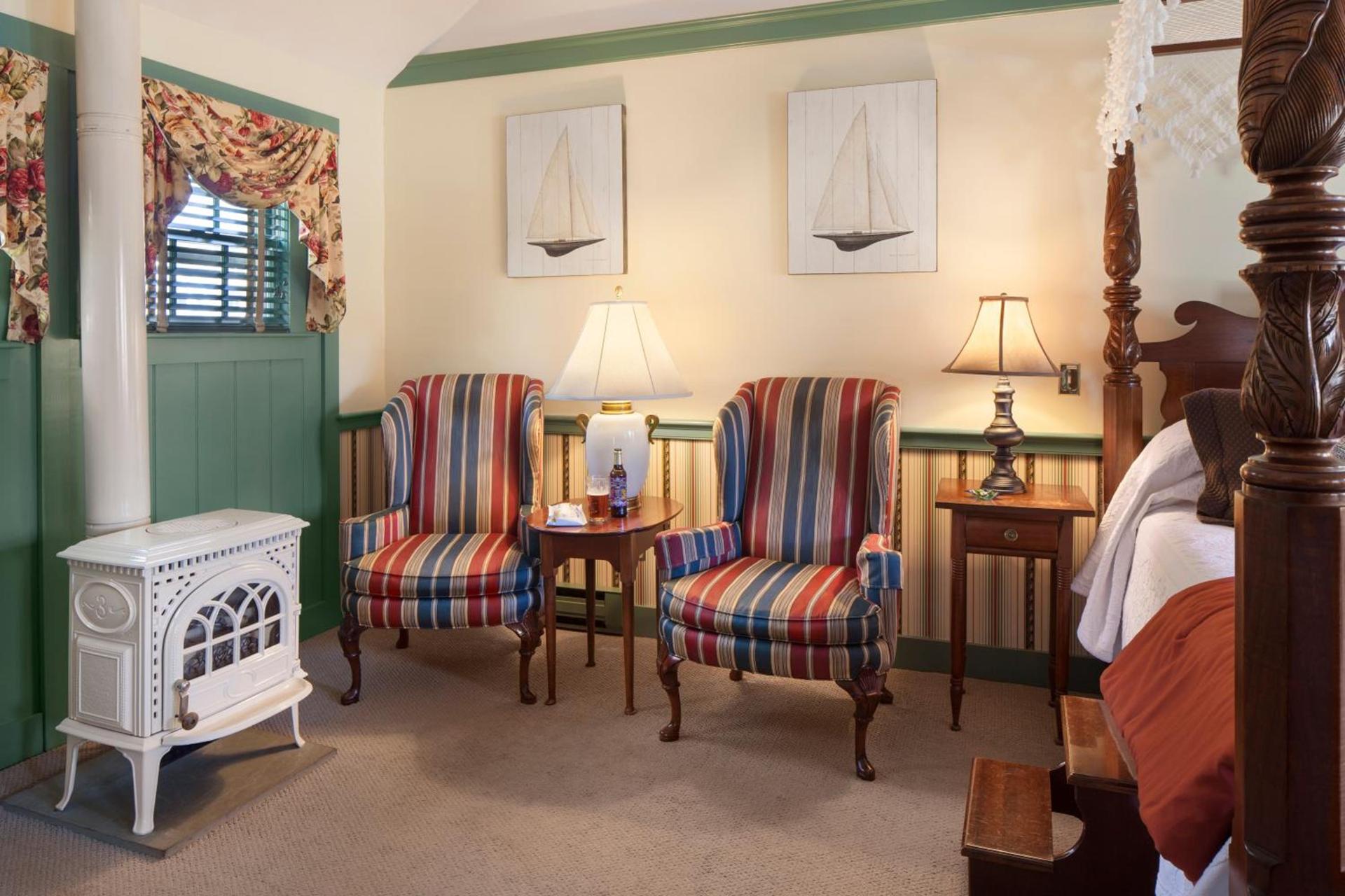 Captain's House Inn photo 85