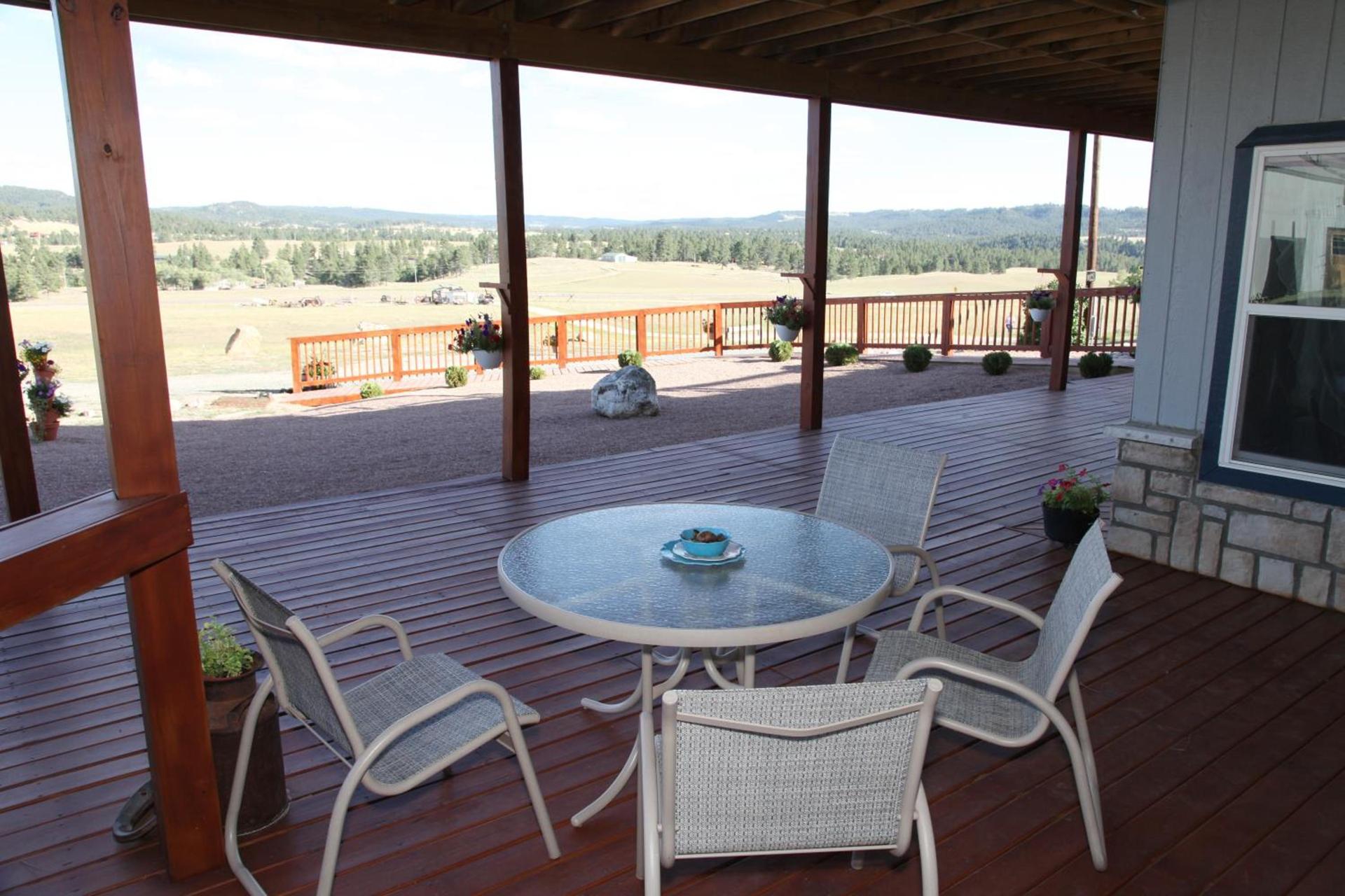 Sawin' Logs Inn photo 2