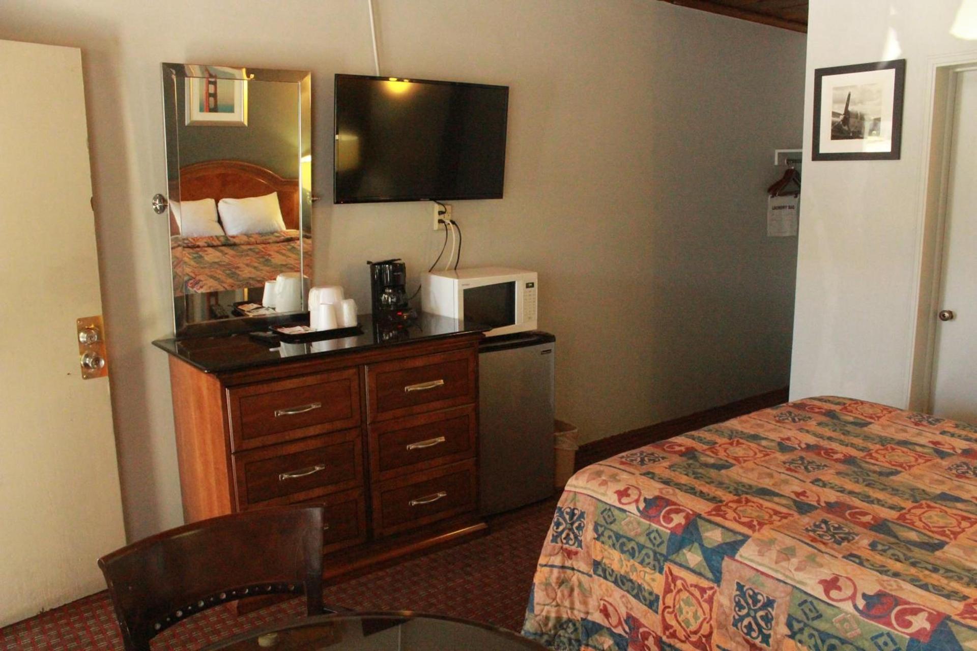 Budget Inn -Yreka photo 61