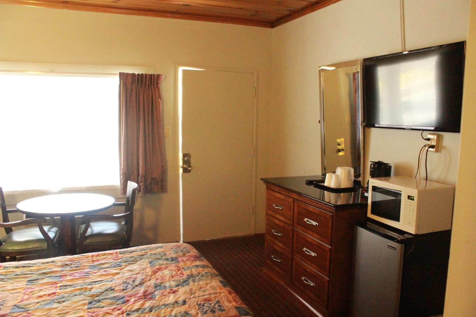 Budget Inn -Yreka photo 55