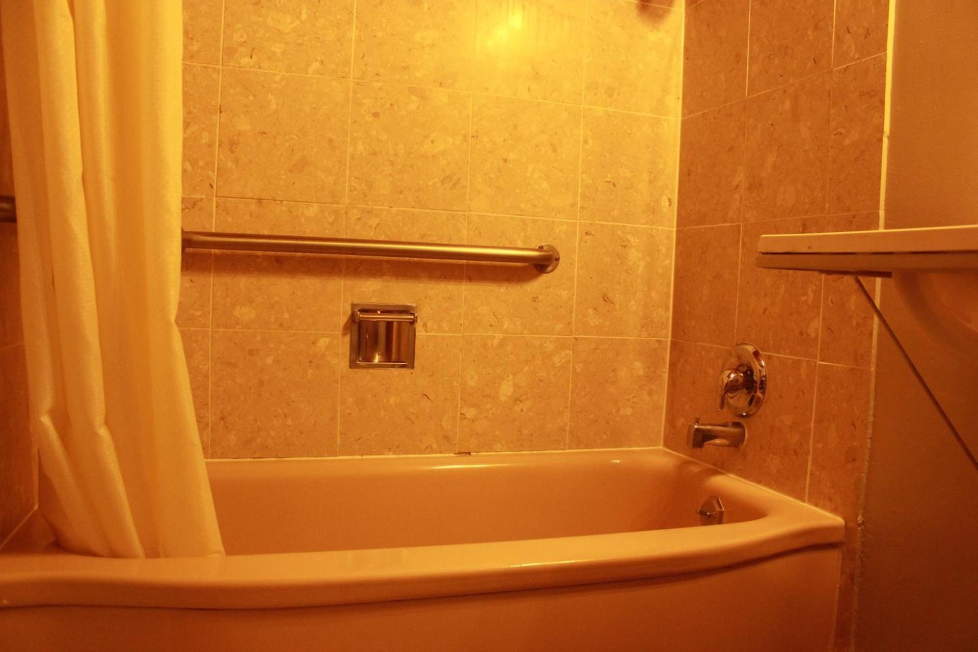 Budget Inn -Yreka photo 49