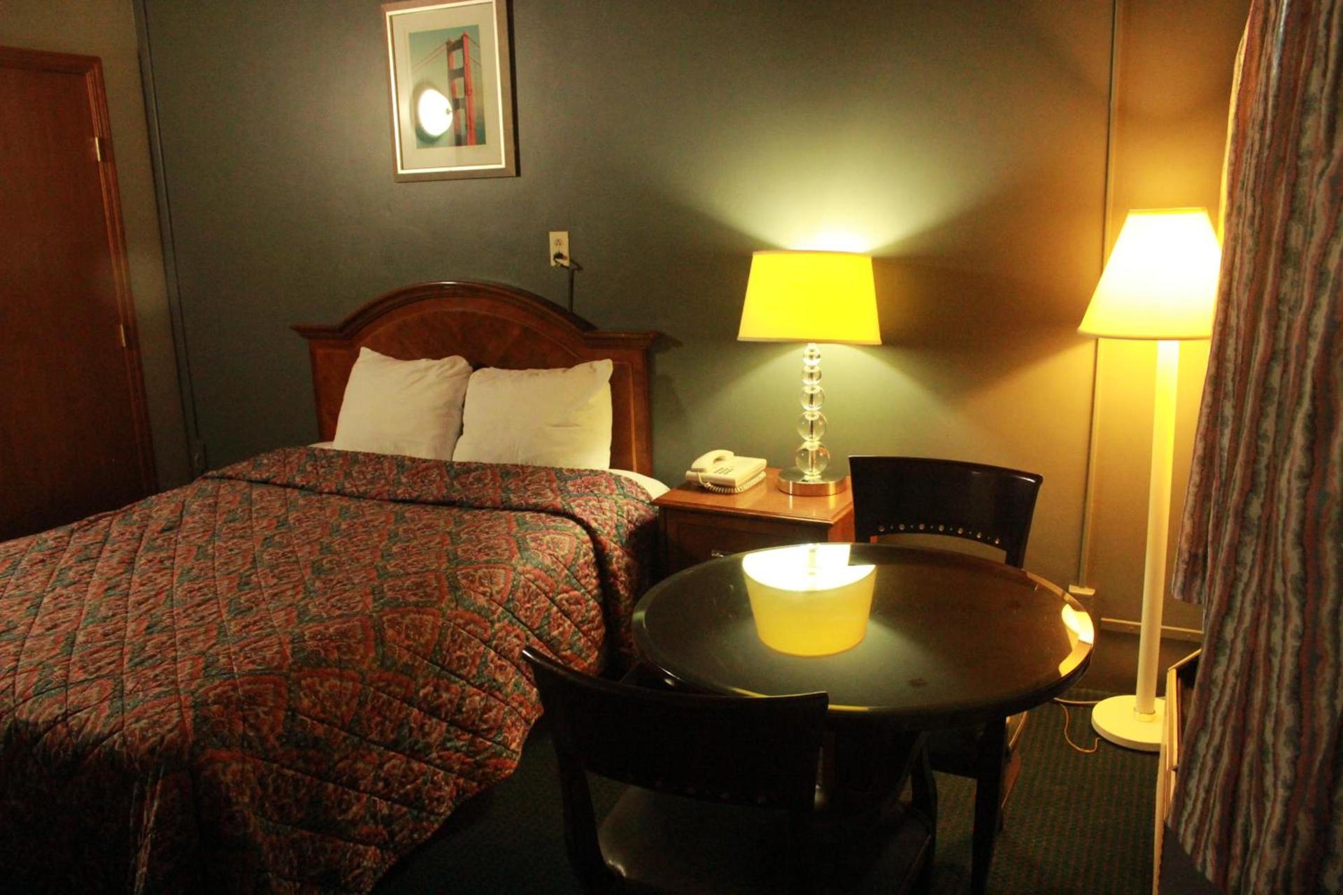 Budget Inn -Yreka photo 43
