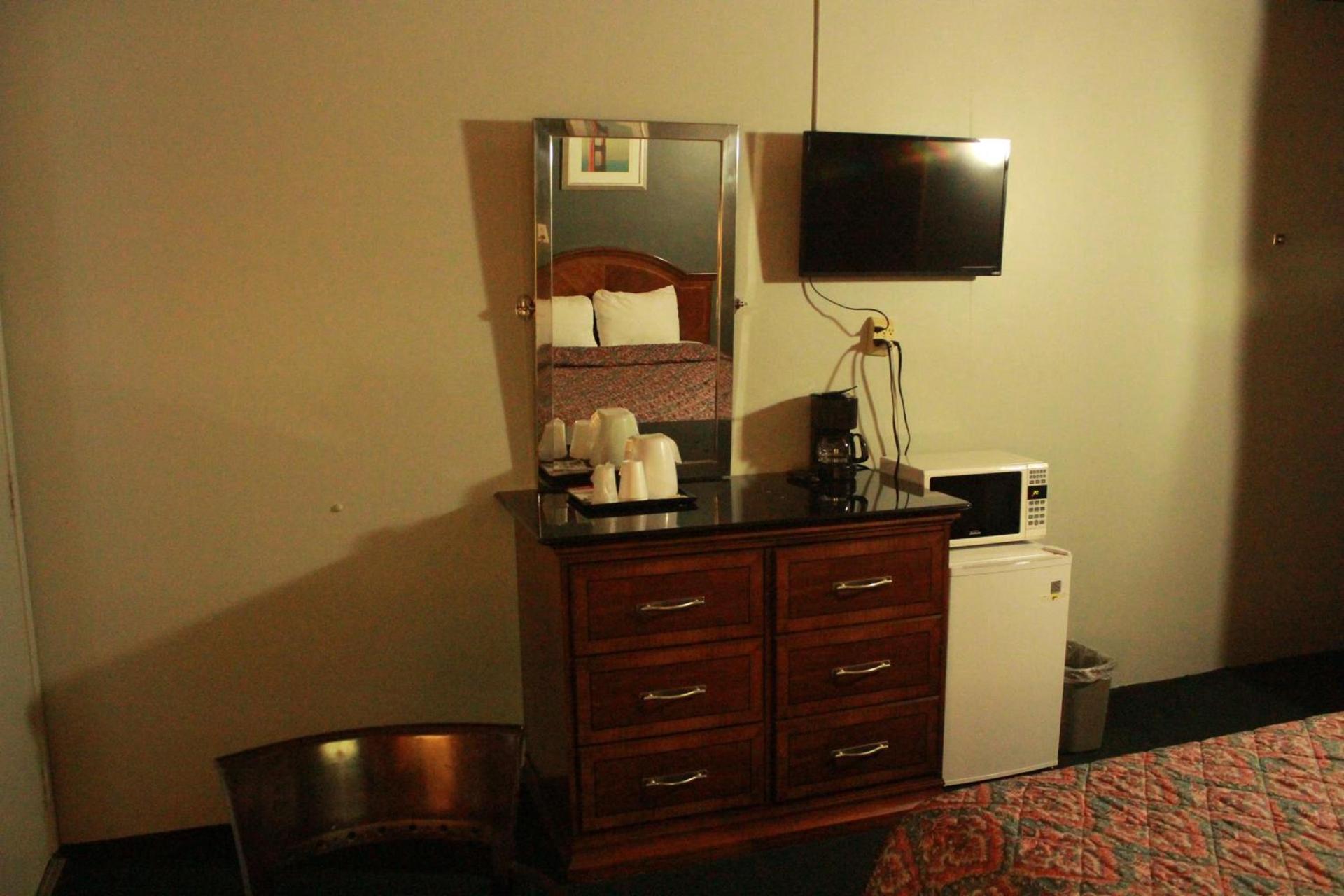 Budget Inn -Yreka photo 42