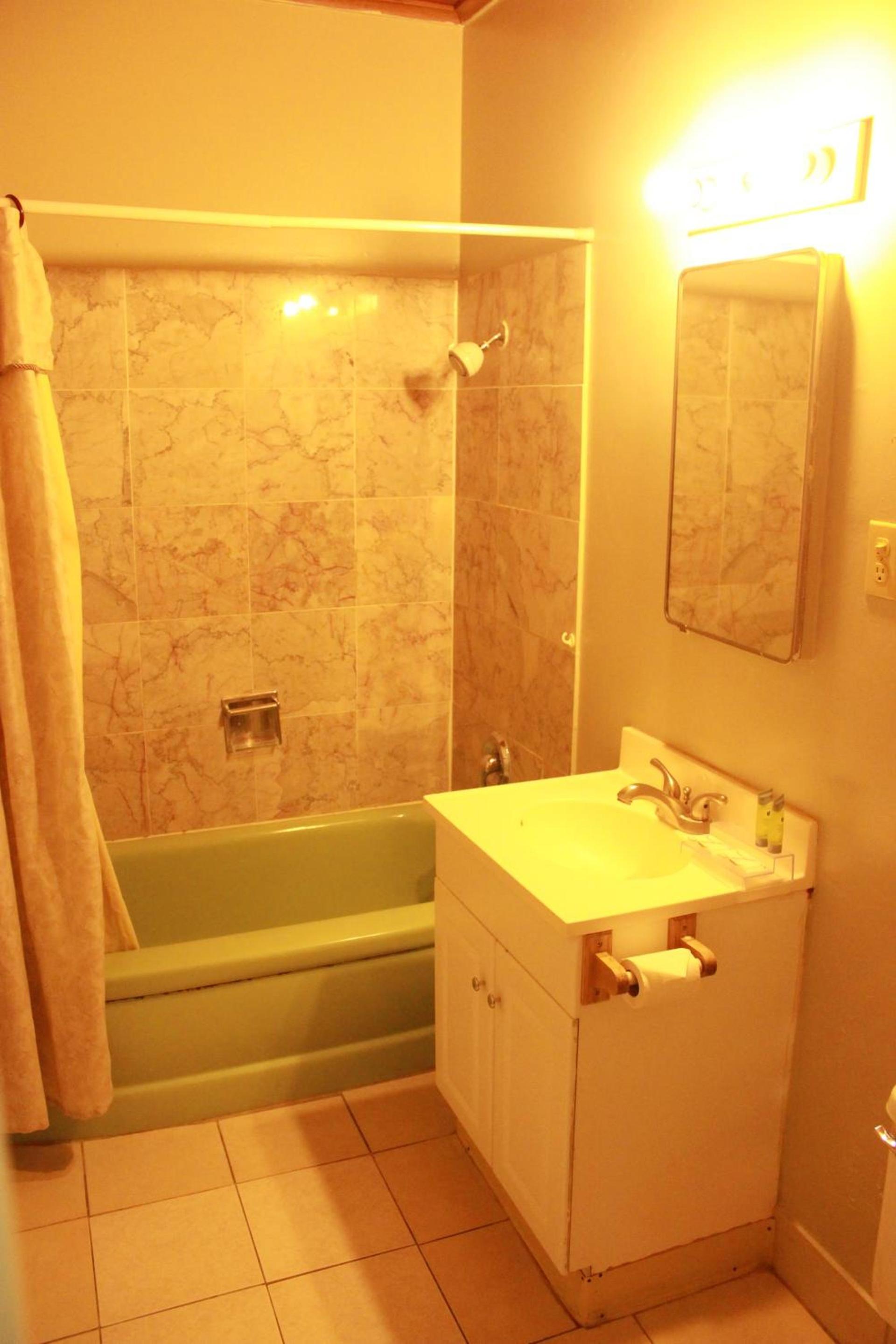 Budget Inn -Yreka photo 32