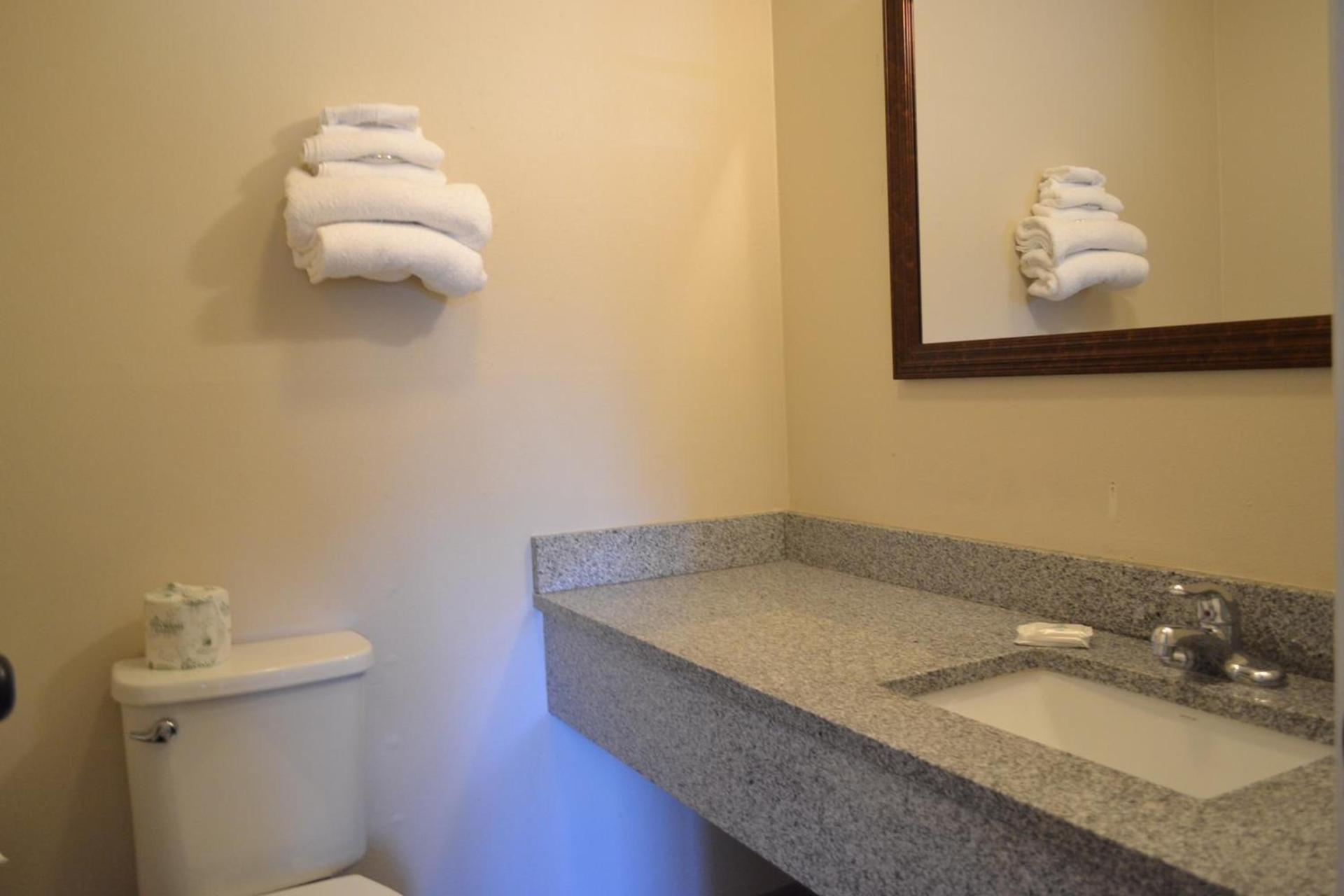 Skyway Inn - Seatac photo 12