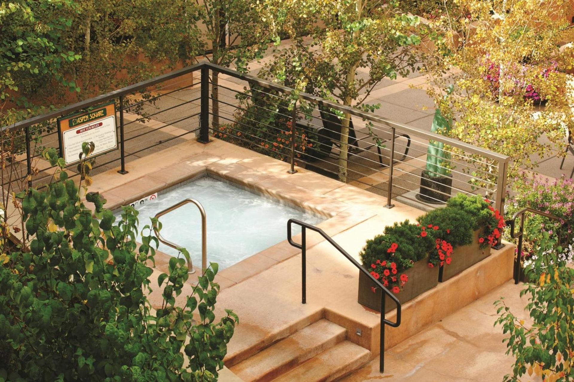 Aspen Square Condominium Hotel photo 68