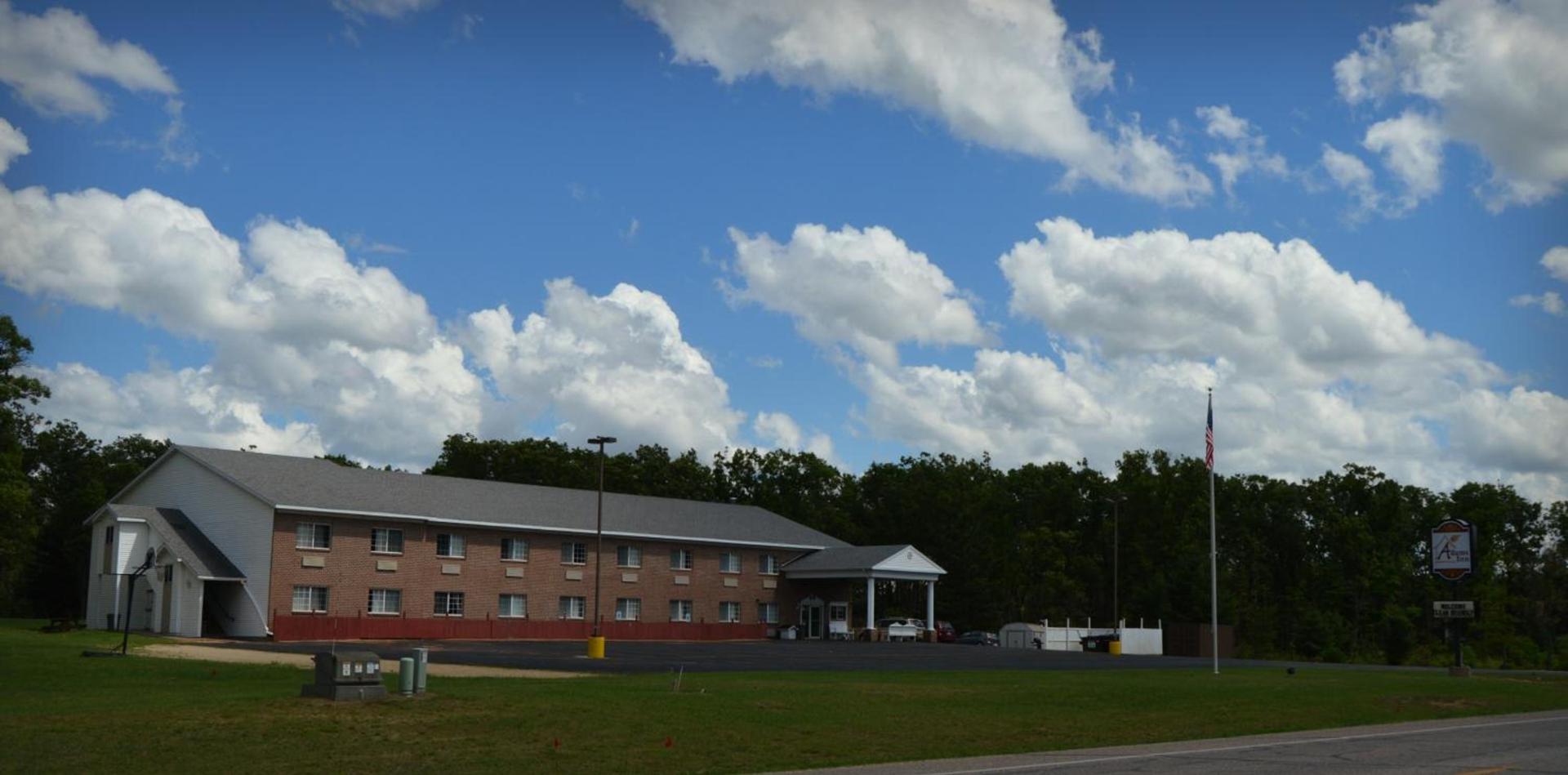 Adams Inn and Suites photo 16