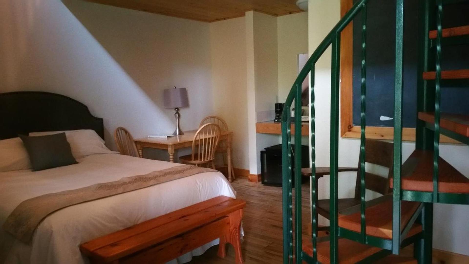 Lenroot Lodge photo 20
