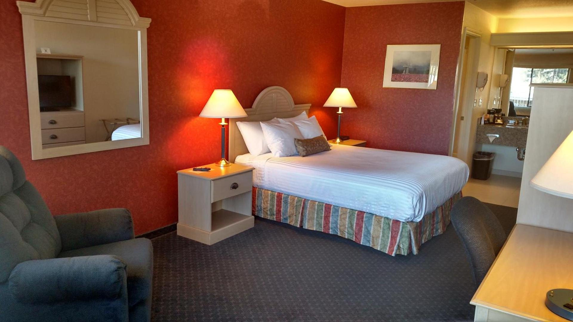 Lewis River Inn photo 6