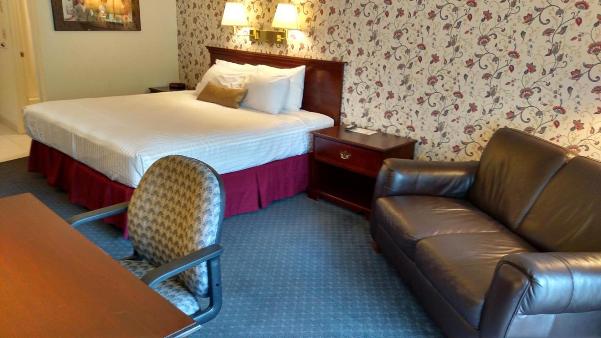 Lewis River Inn photo 19