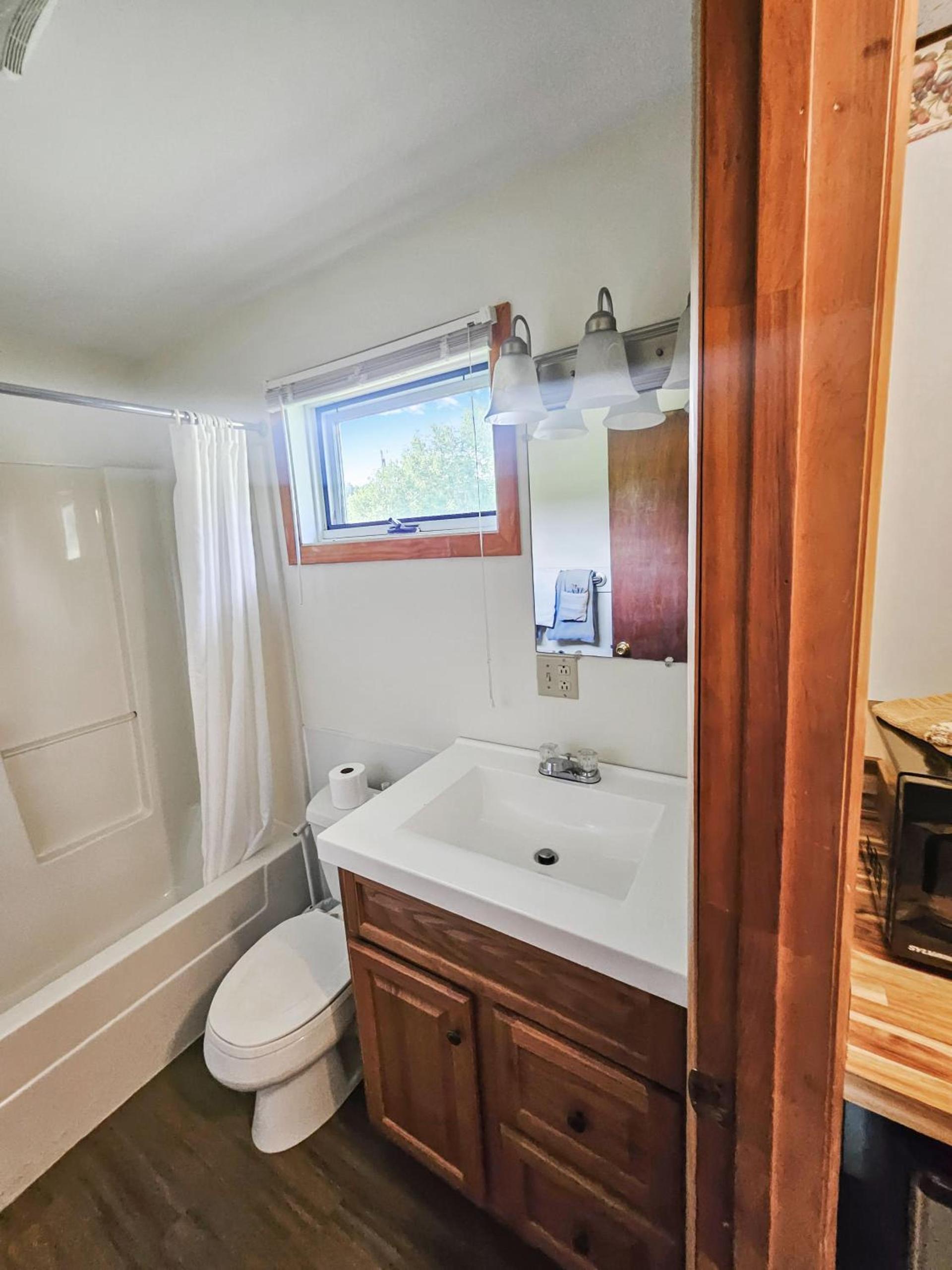 Katahdin Valley Motel photo 37