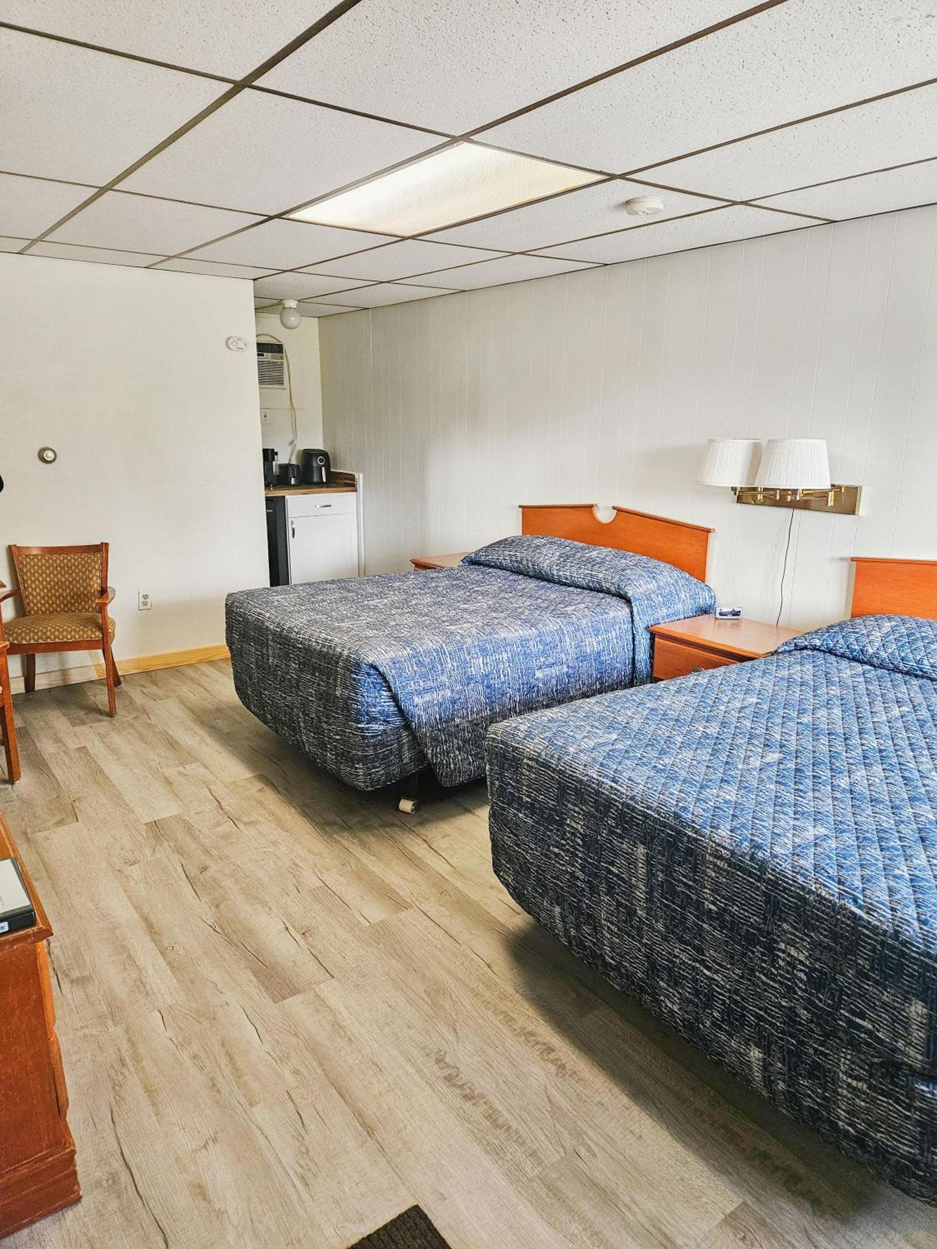 Katahdin Valley Motel photo 43