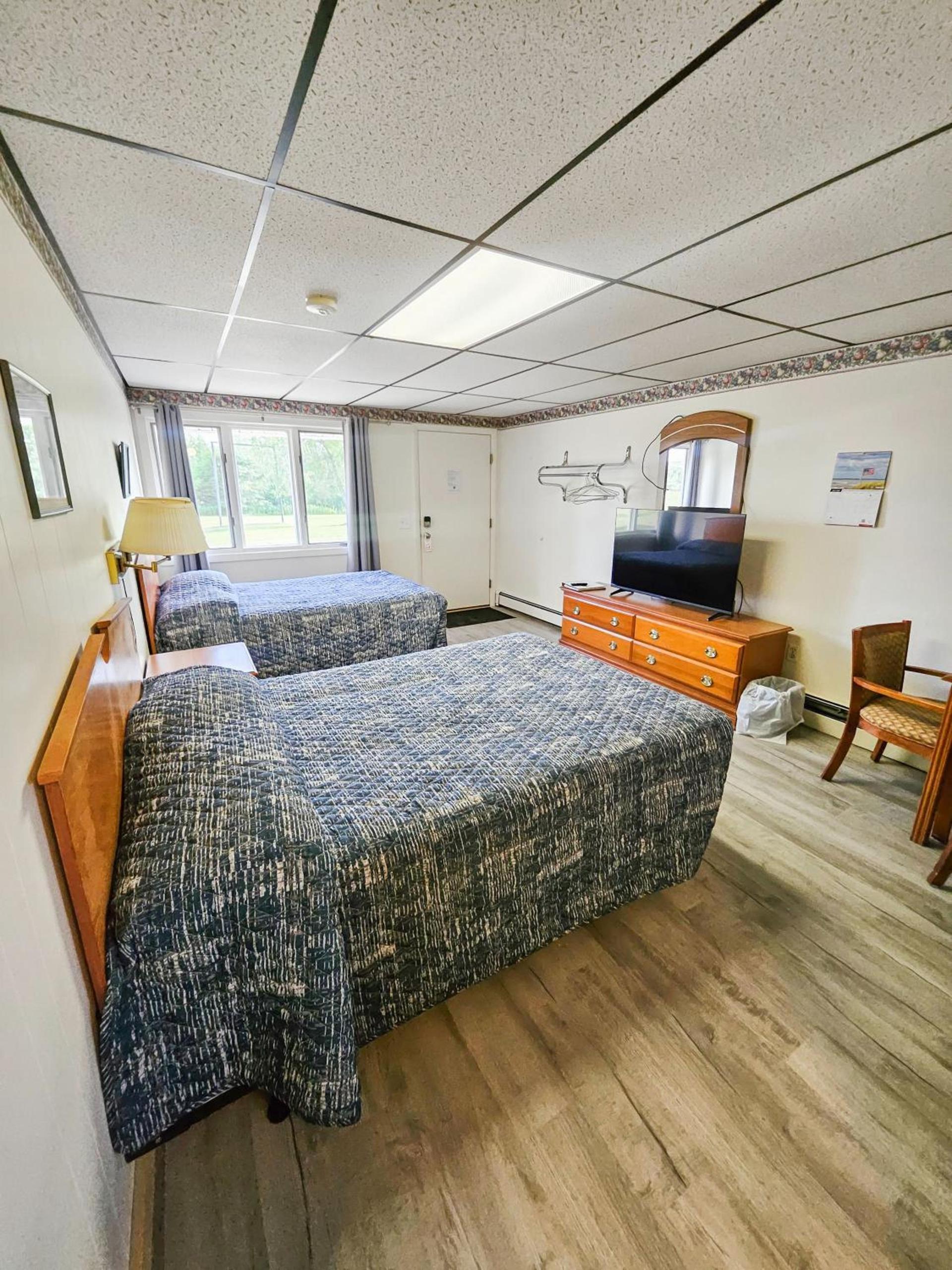 Katahdin Valley Motel photo 46