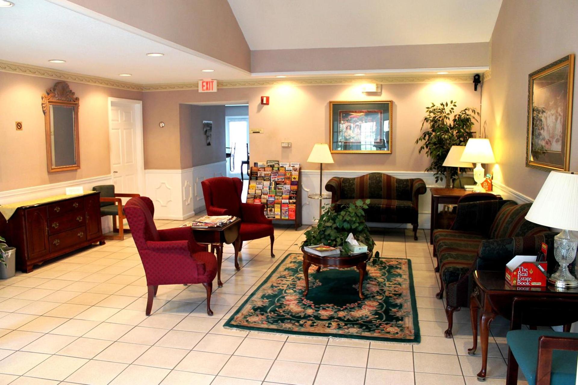 American Motel - Lenoir photo 13