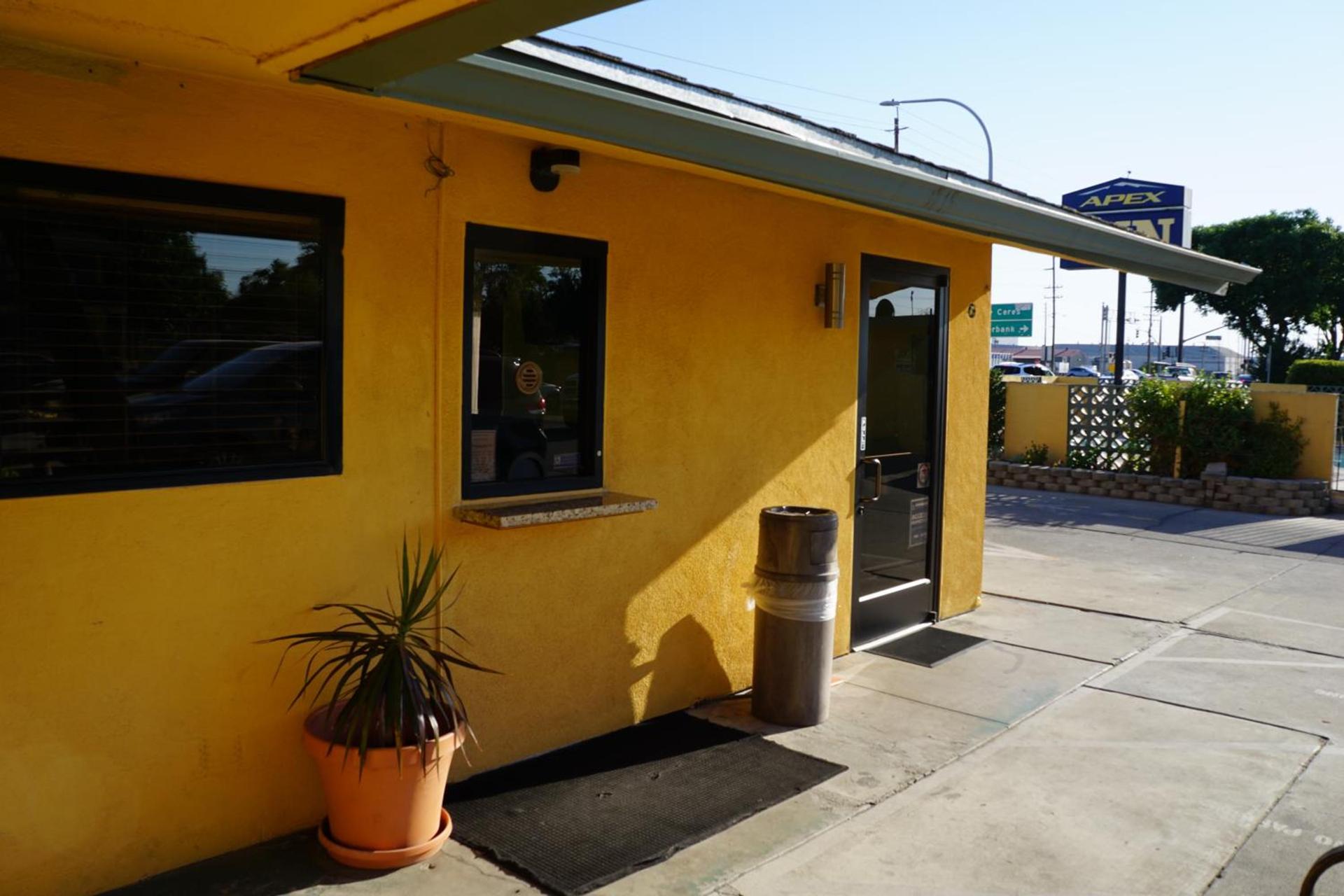 Apex Inn photo 4