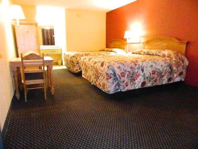 Bestway Inn photo 20