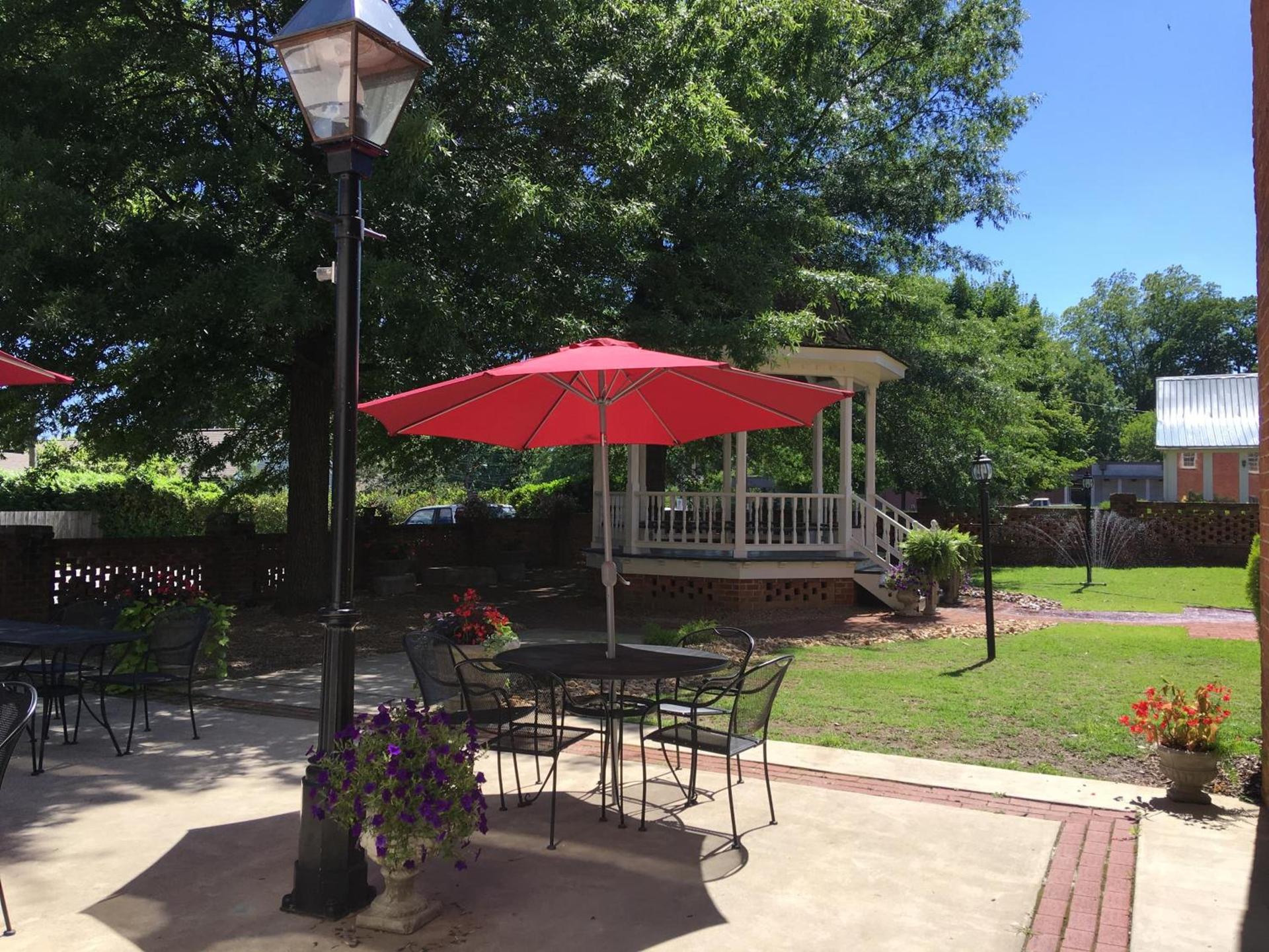 Hale Springs Inn photo 13