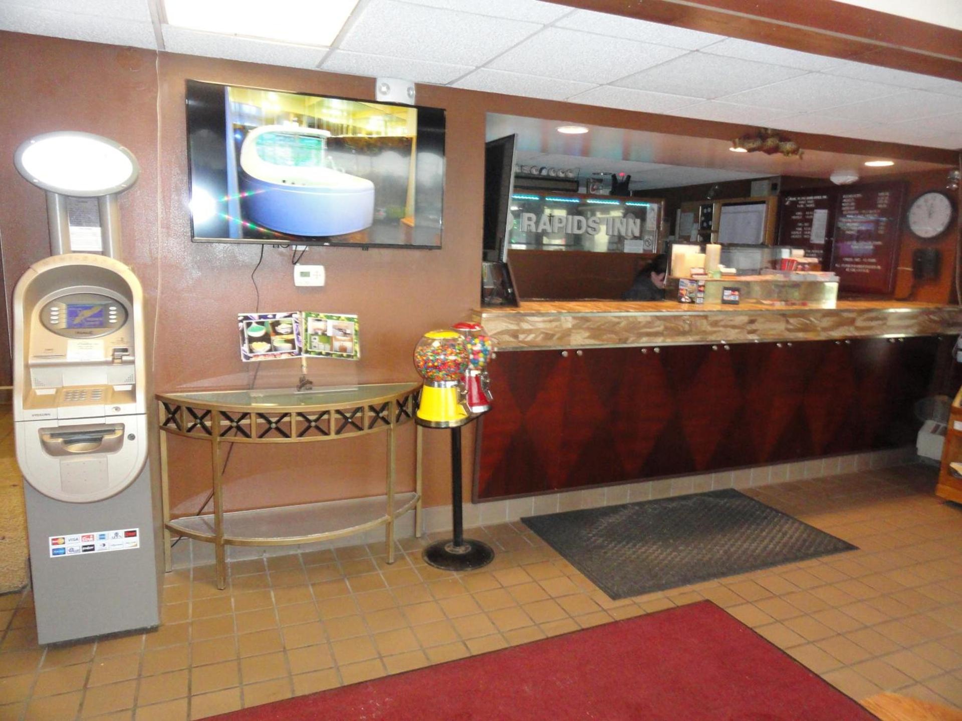 Grand Rapids Inn photo 22