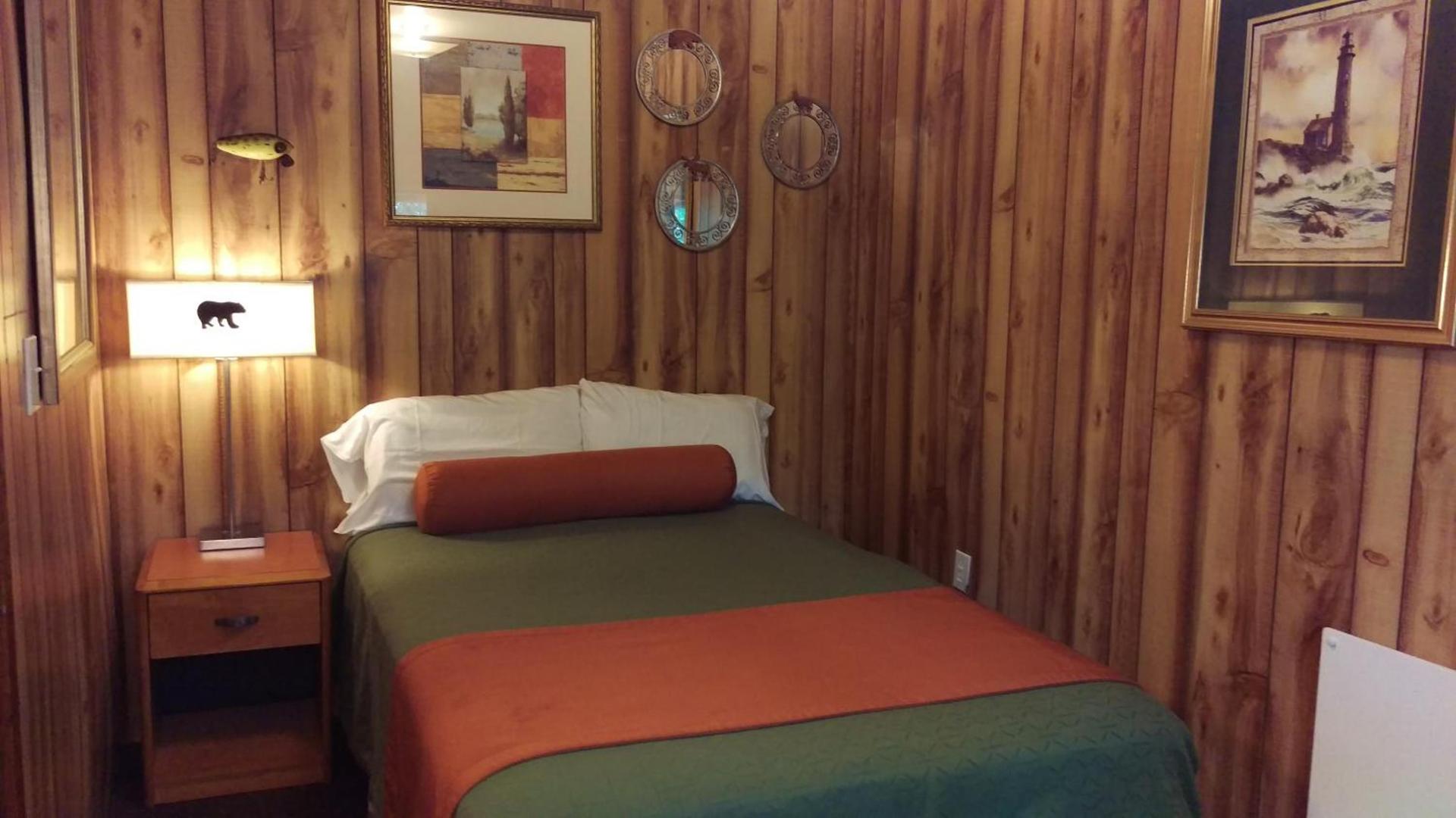 Alpine Motel photo 59