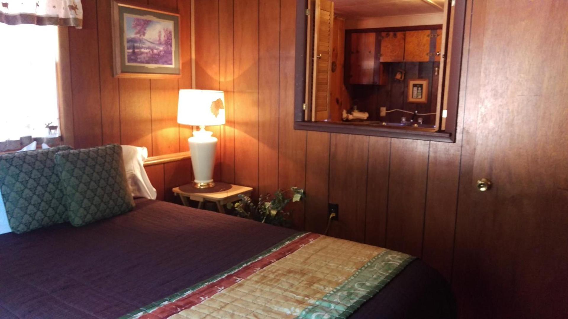 Alpine Motel photo 50