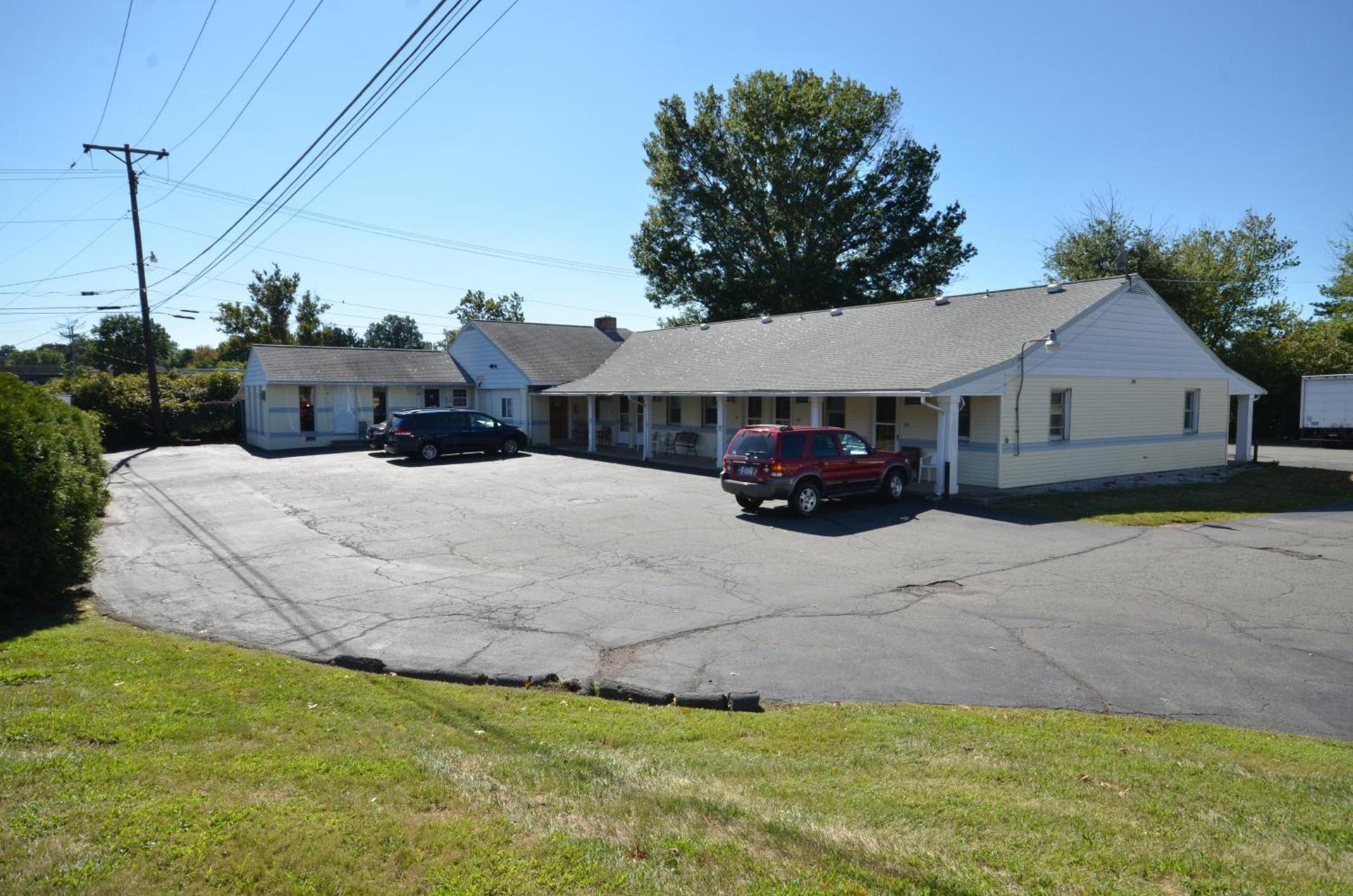 Budget Host Inn photo 12