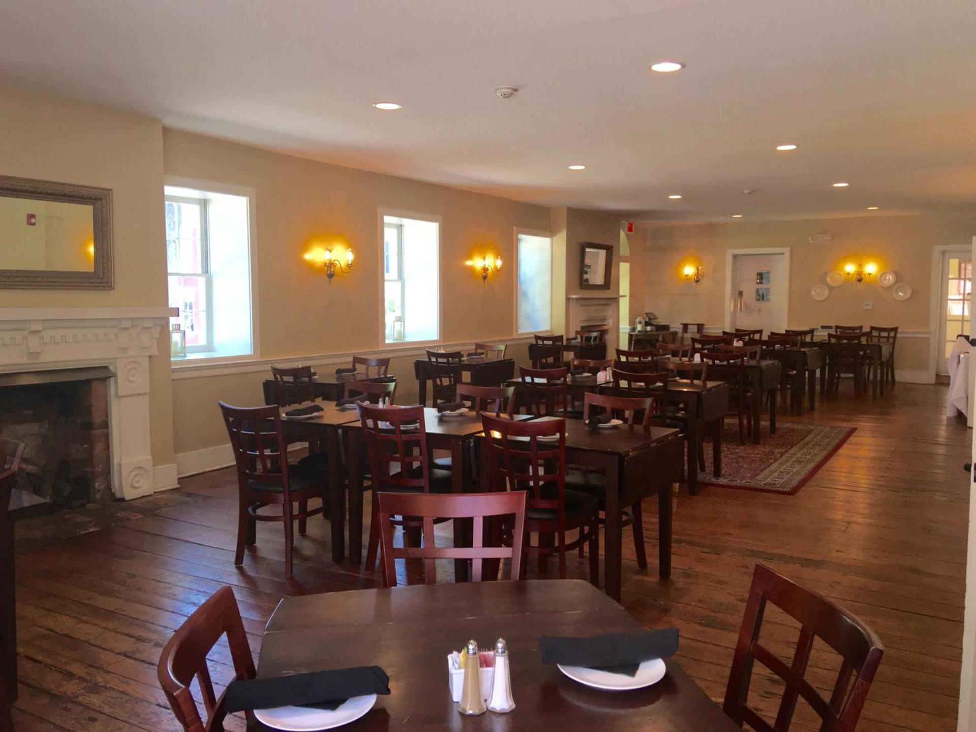 Hale Springs Inn photo 10