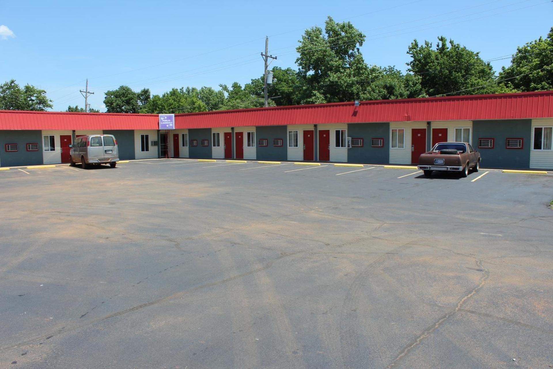Guest House Motel photo 3