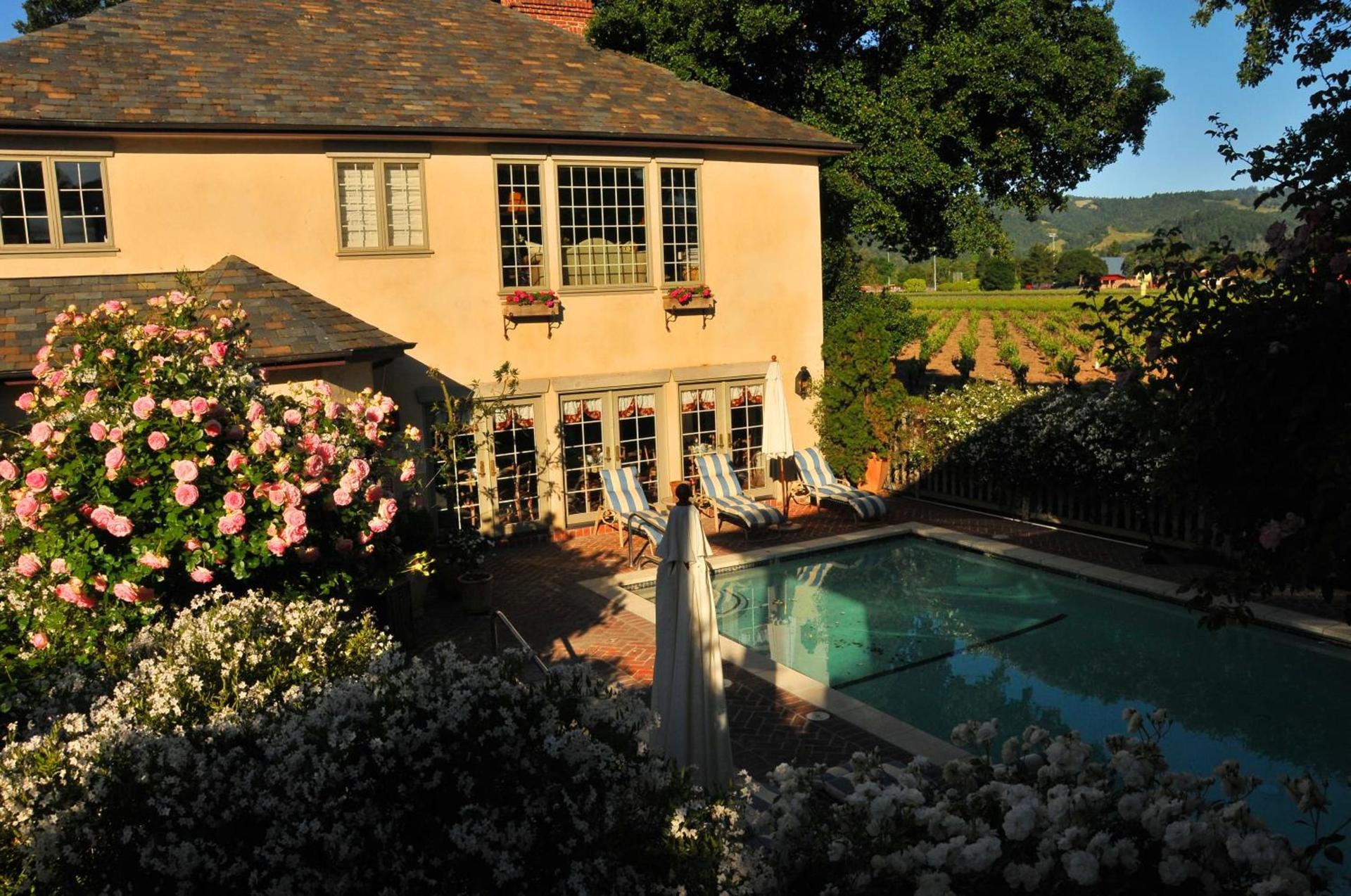 Vineyard Country Inn photo 2