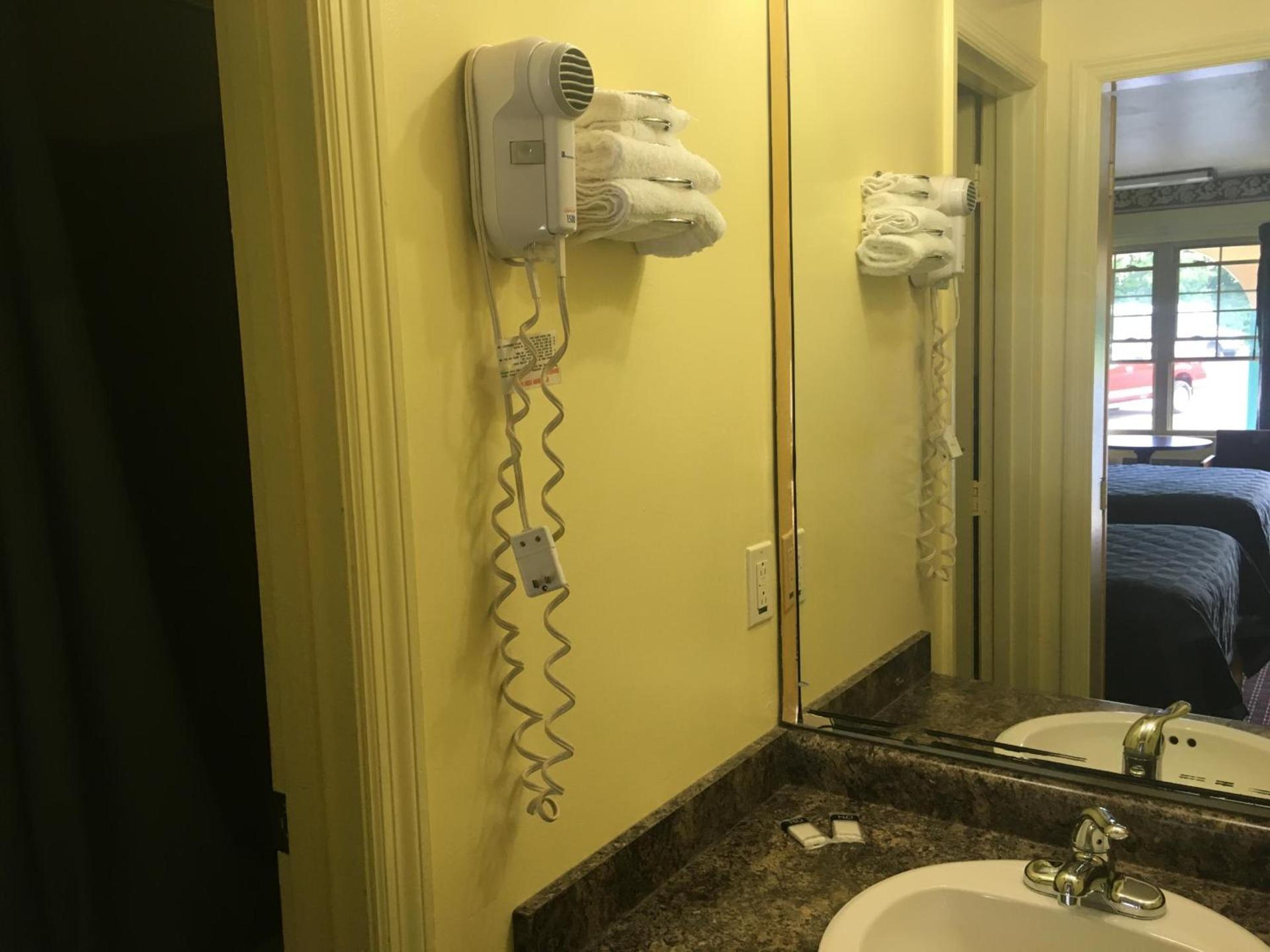 Norwalk Inn photo 15