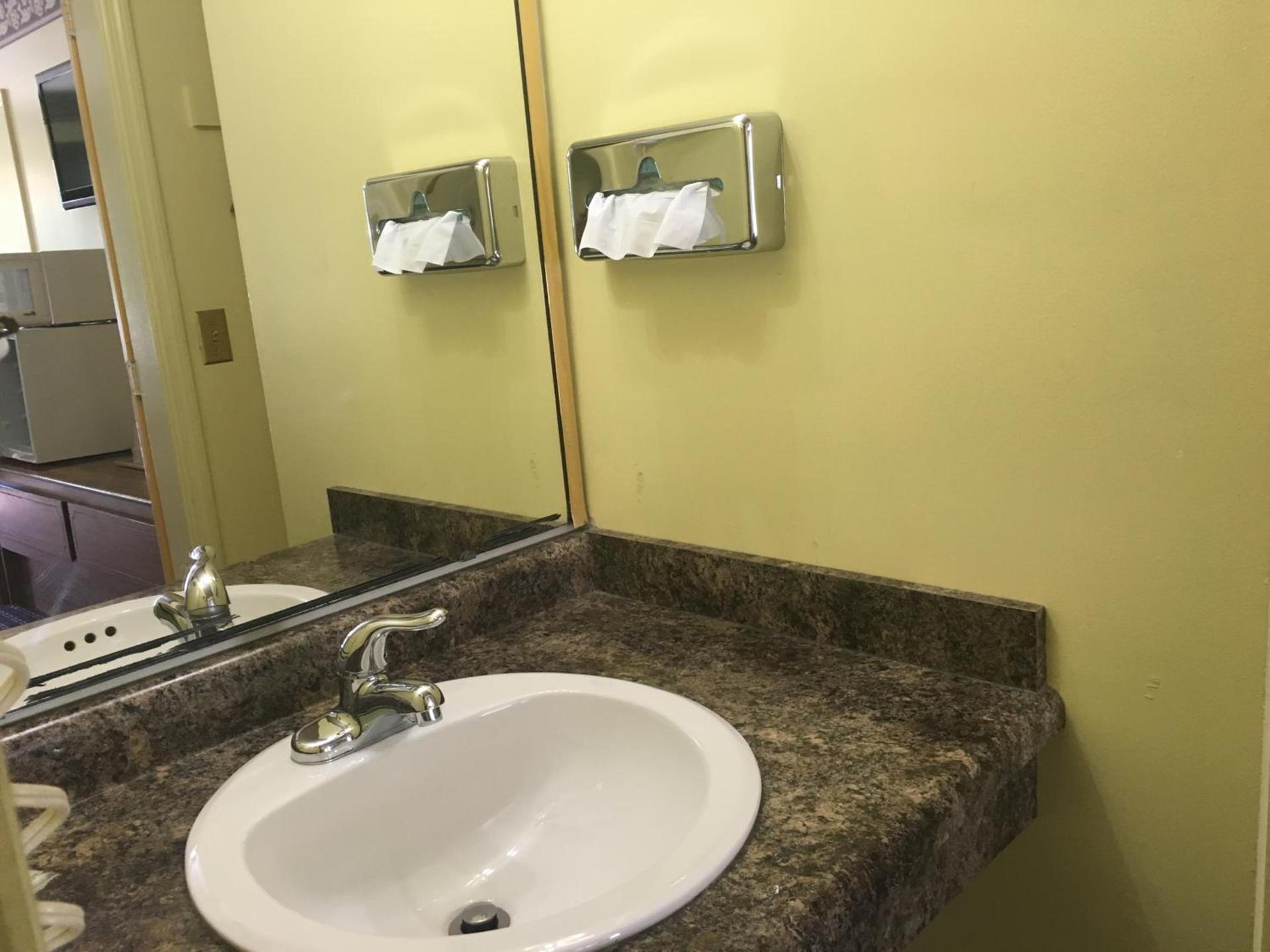 Norwalk Inn photo 14