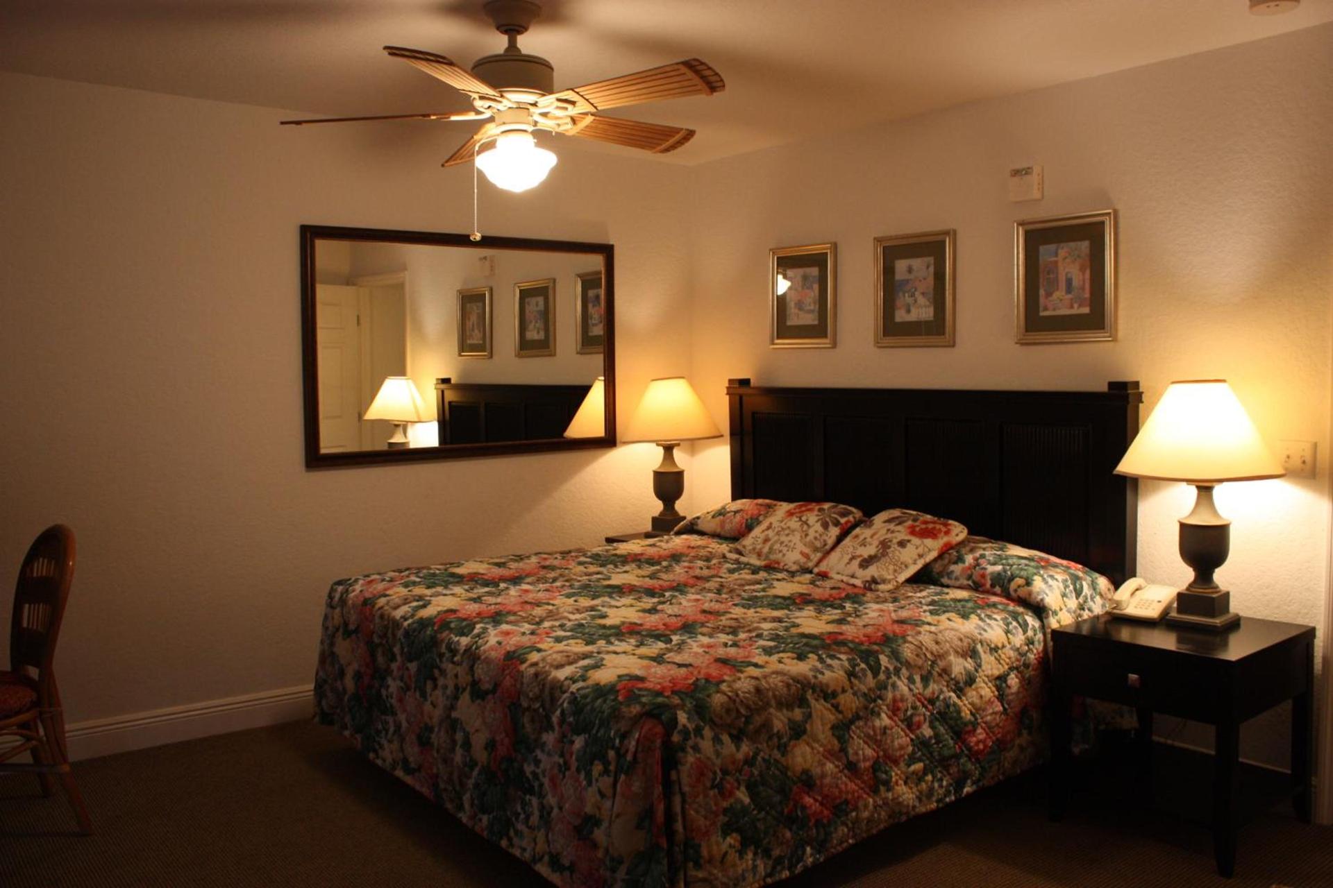 Lake Roy Beach Inn - Winter Haven photo 10